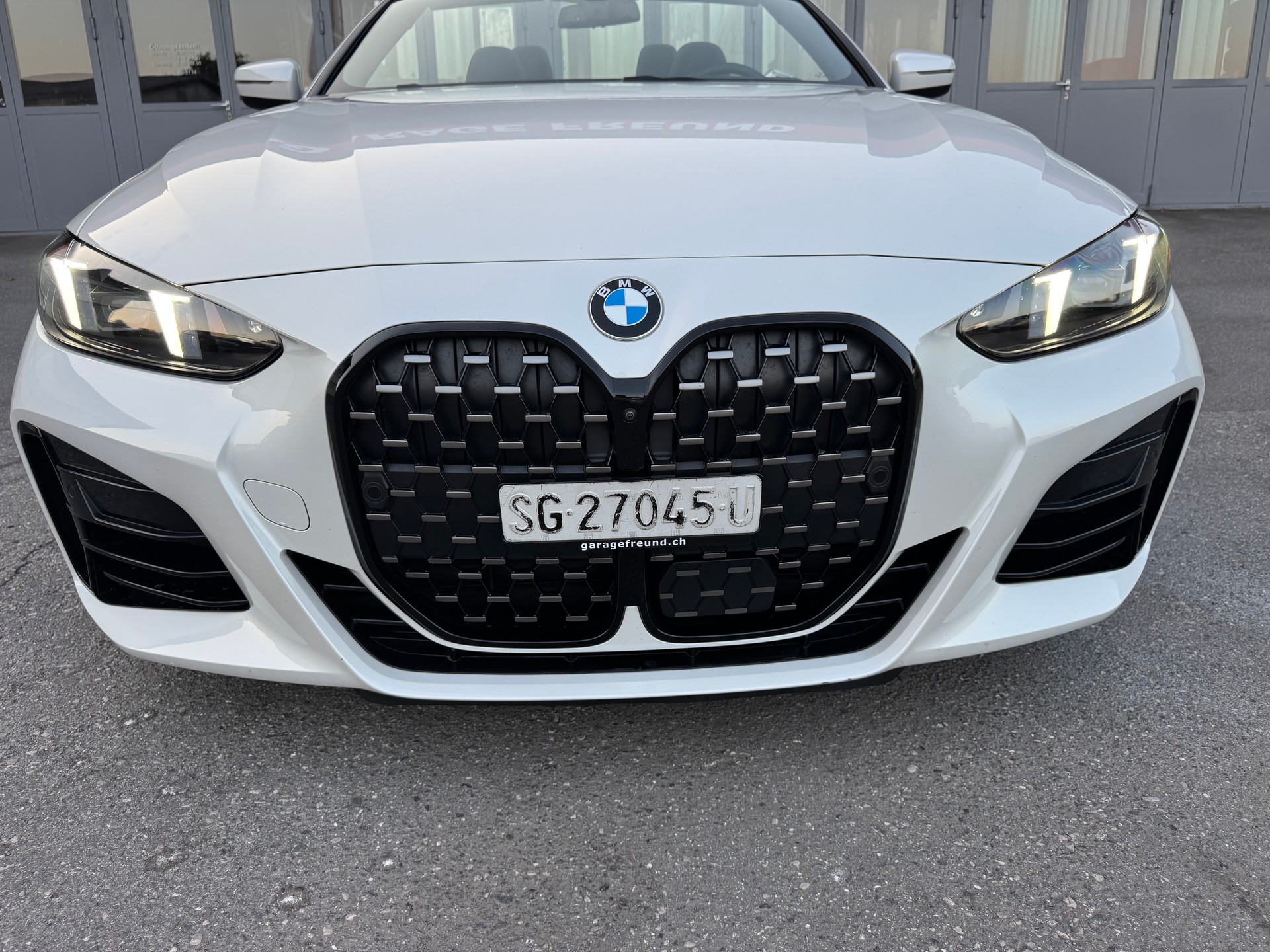 BMW 430i xDrive Cabriolet M Sport Pro Steptronic-showroom-element-2