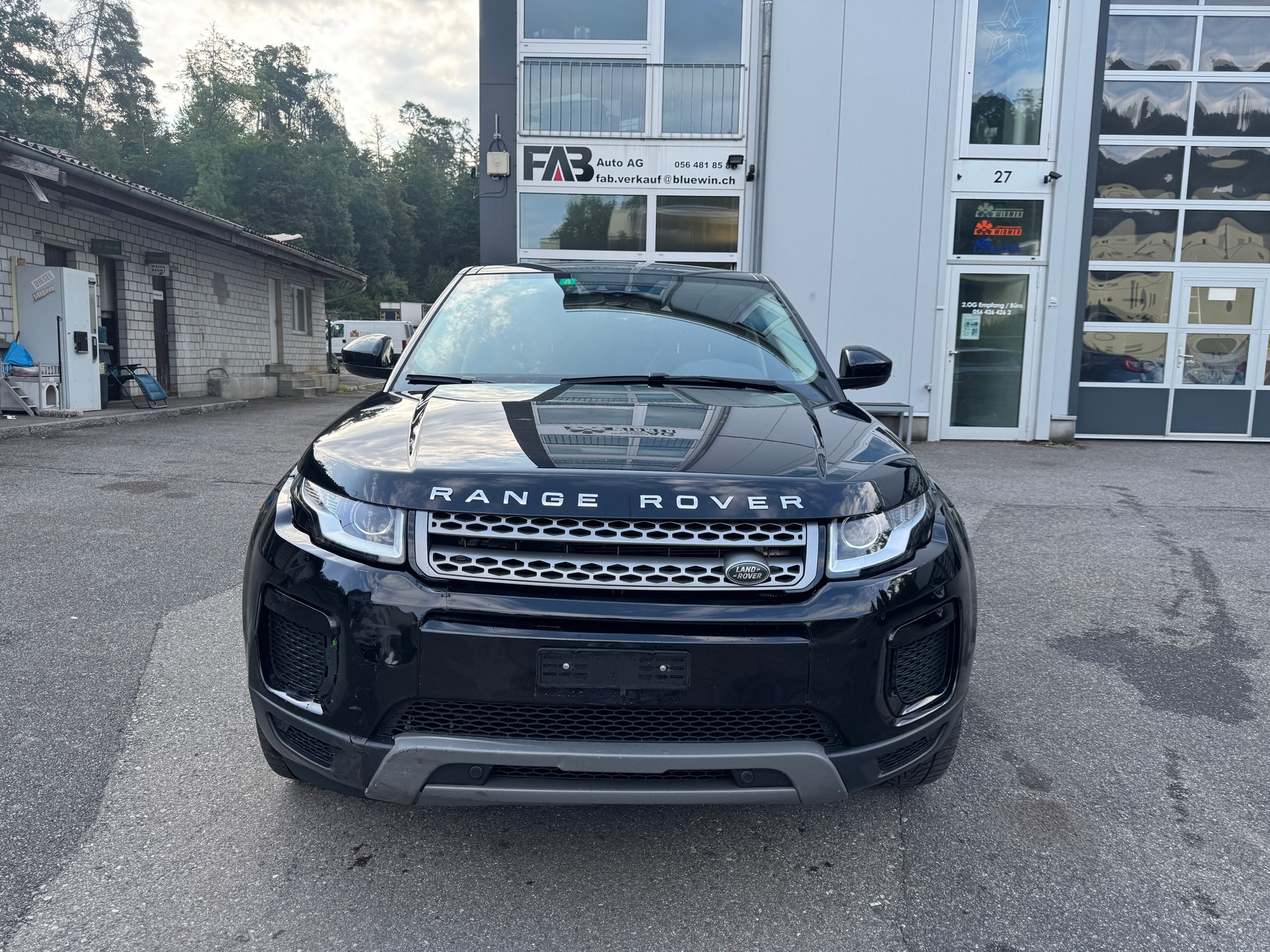 LAND ROVER Range Rover Evoque 2.0 TD4 SE Advantage AT9