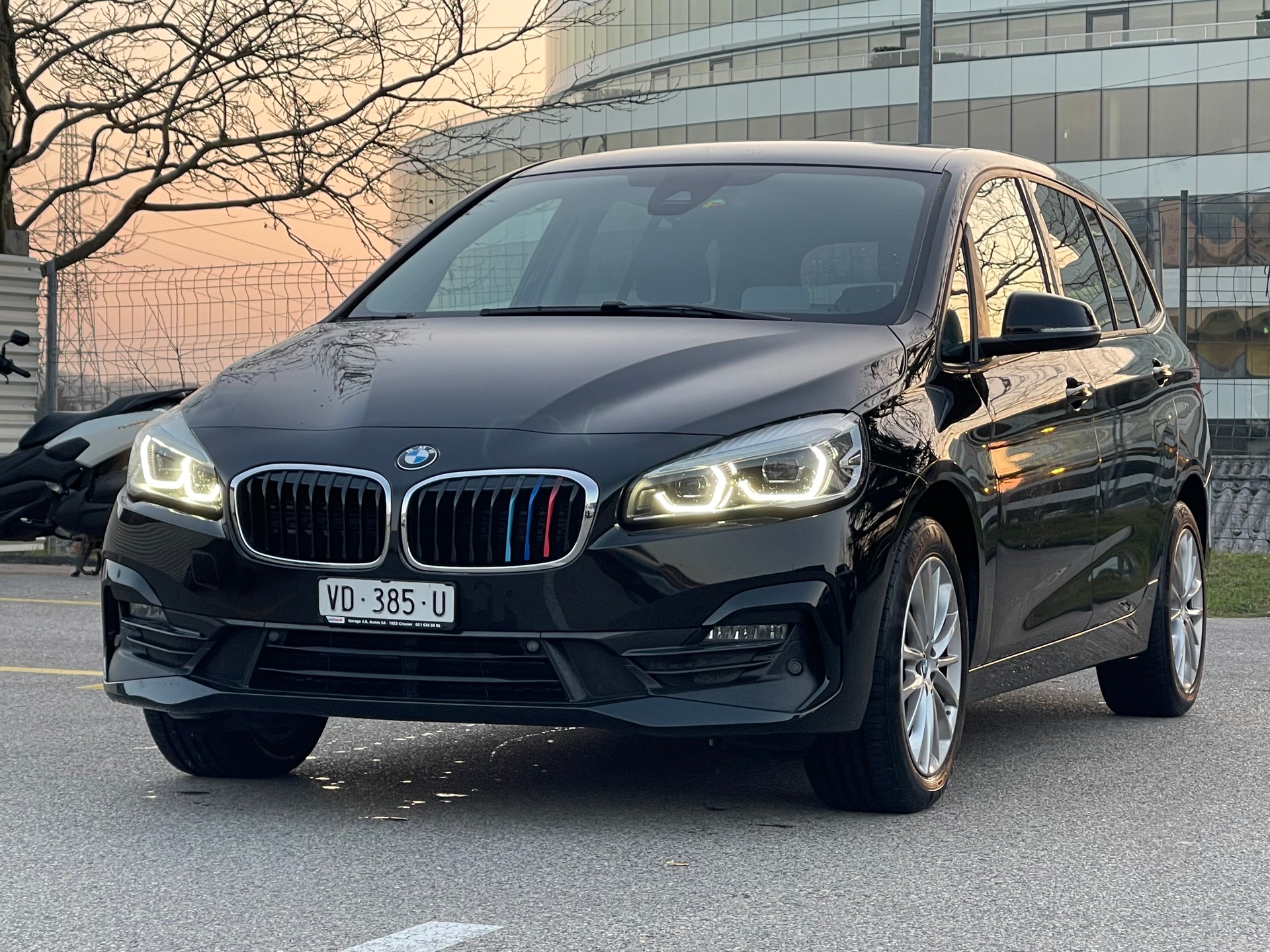 BMW 218d xDrive Gran Tourer Steptronic Sport Line-showroom-element-2