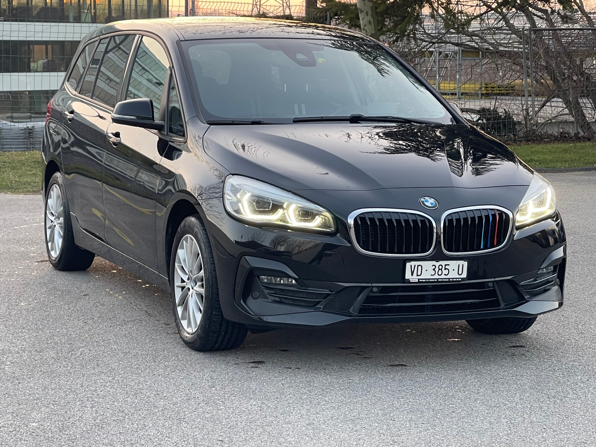 BMW 218d xDrive Gran Tourer Steptronic Sport Line-showroom-element-1