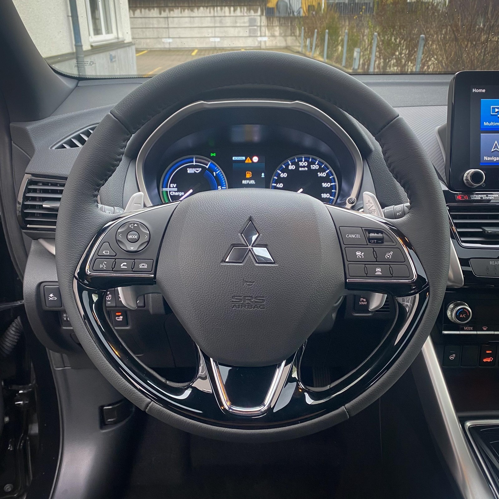MITSUBISHI Eclipse Cross 2.4 PHEV Instyle+ 4x4-image-4