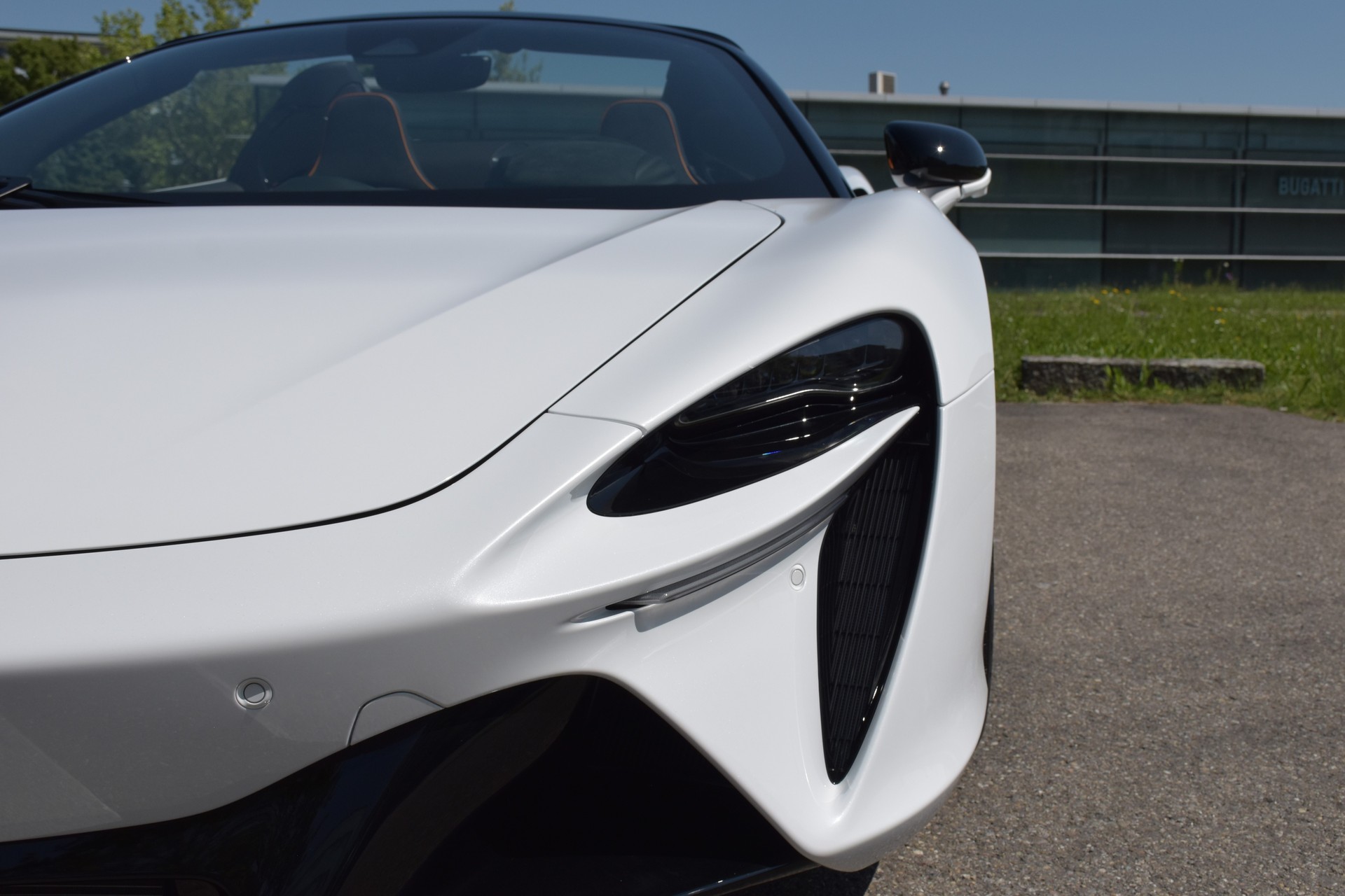 McLAREN ARTURA SPIDER MY25 Performance 3.0 V6 Plug-in Hybrid SSG-image-12