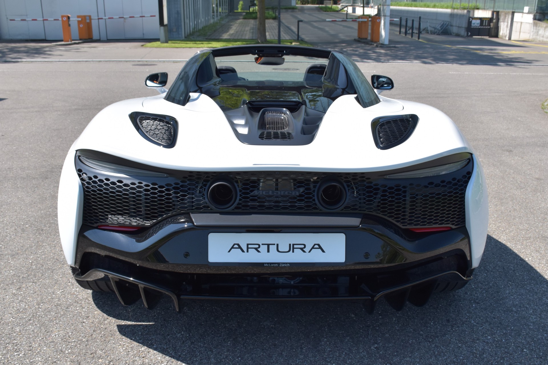 McLAREN ARTURA SPIDER MY25 Performance 3.0 V6 Plug-in Hybrid SSG-image-8
