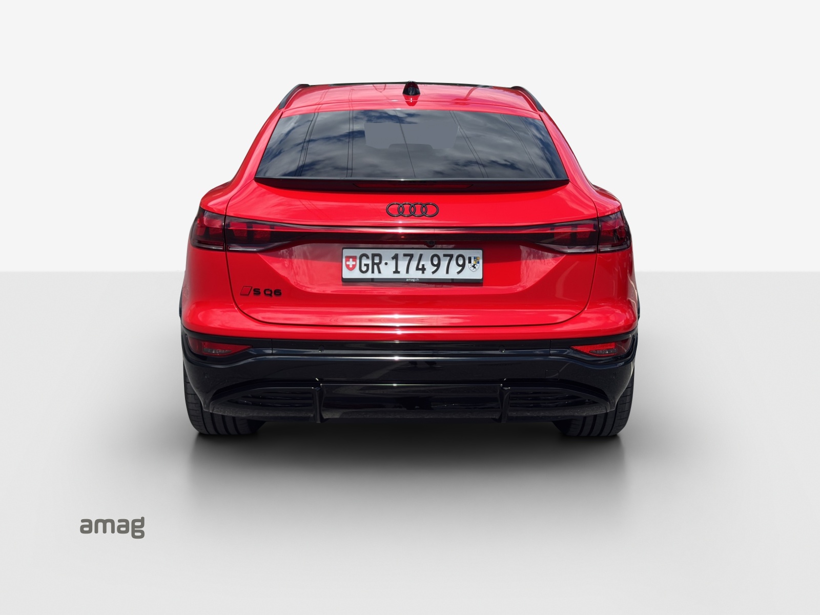 AUDI SQ6 Sportback e-tron quattro-showroom-element-3