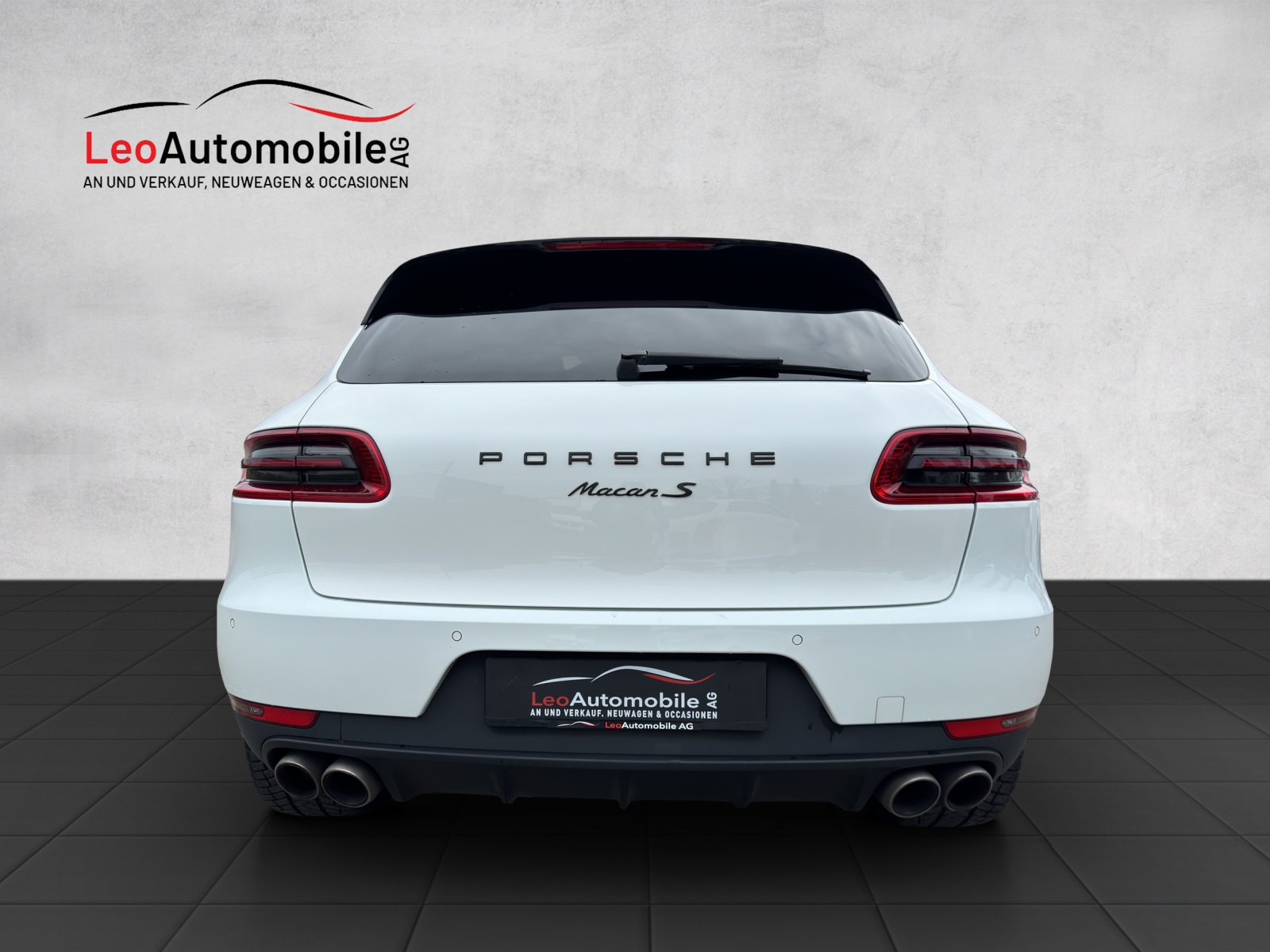 PORSCHE S DIESEL-showroom-element-3