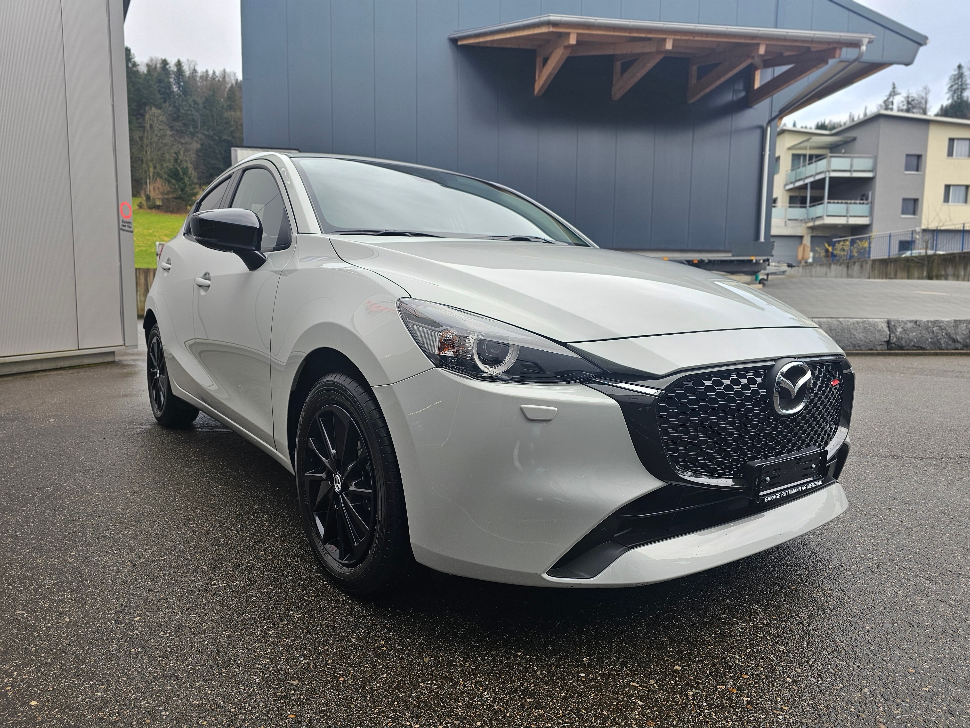 MAZDA 2 SKYACTIV-G 90 Homura (Kleinwagen) Mazda MAZDA 2 SKYACTIV-G 90 Homura (Kleinwagen)