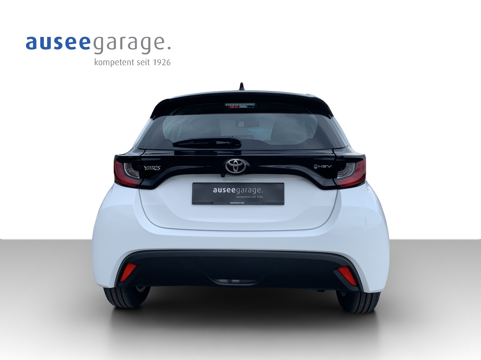 TOYOTA Yaris 1.5 HSD Comfort-showroom-element-3