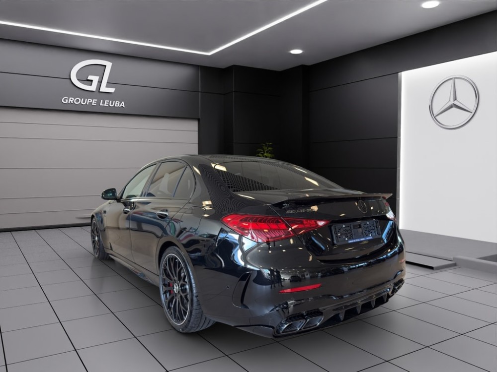 MERCEDES-BENZ C 63 S AMG E Performance 4 Matic Executive Edition-showroom-element-3
