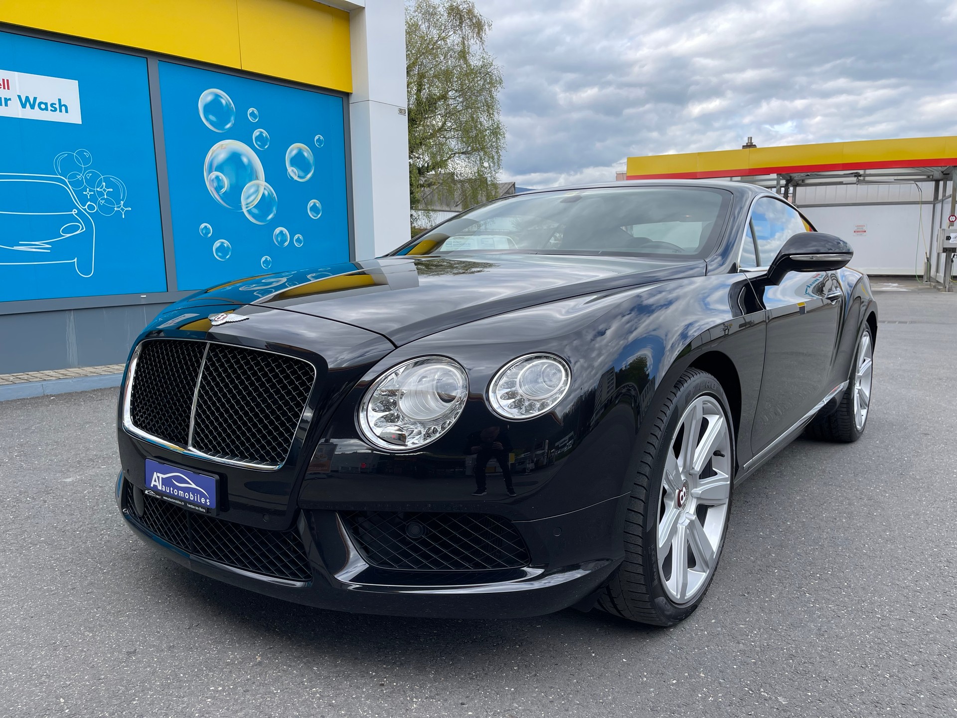 BENTLEY Continental GTC 4.0 V8-image-1