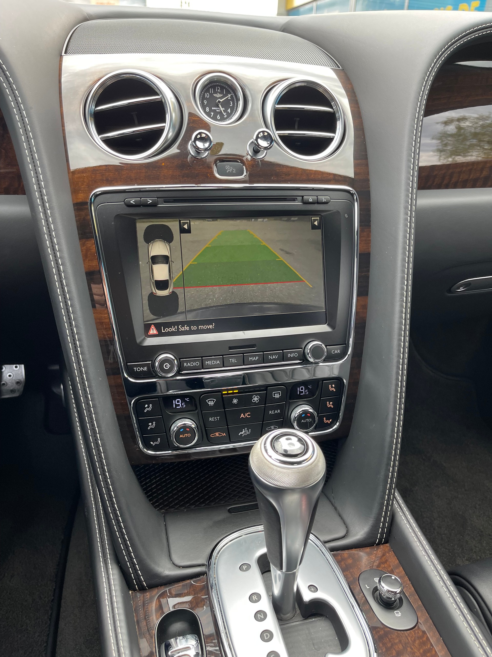 BENTLEY Continental GTC 4.0 V8-image-11