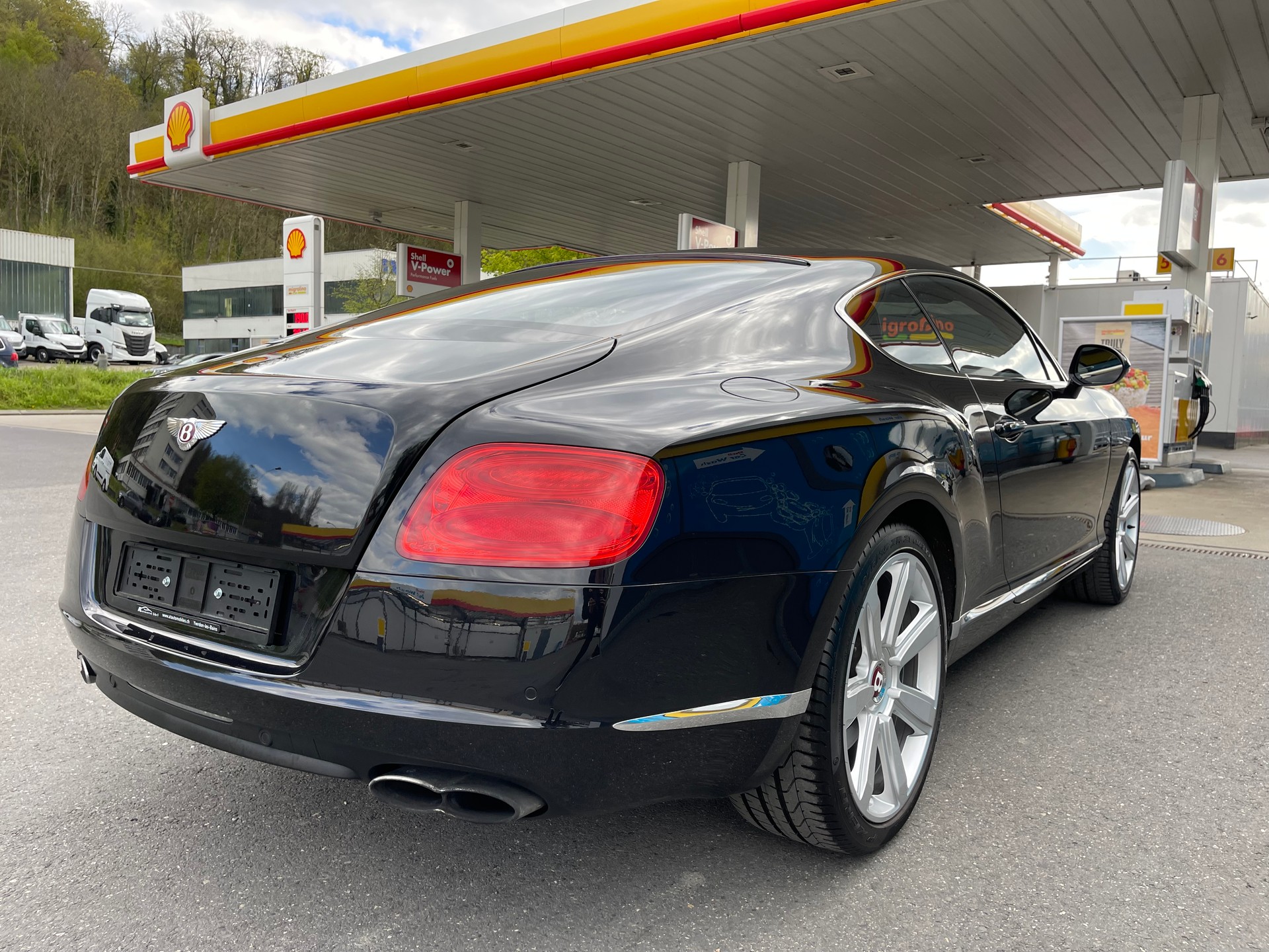 BENTLEY Continental GTC 4.0 V8-image-6