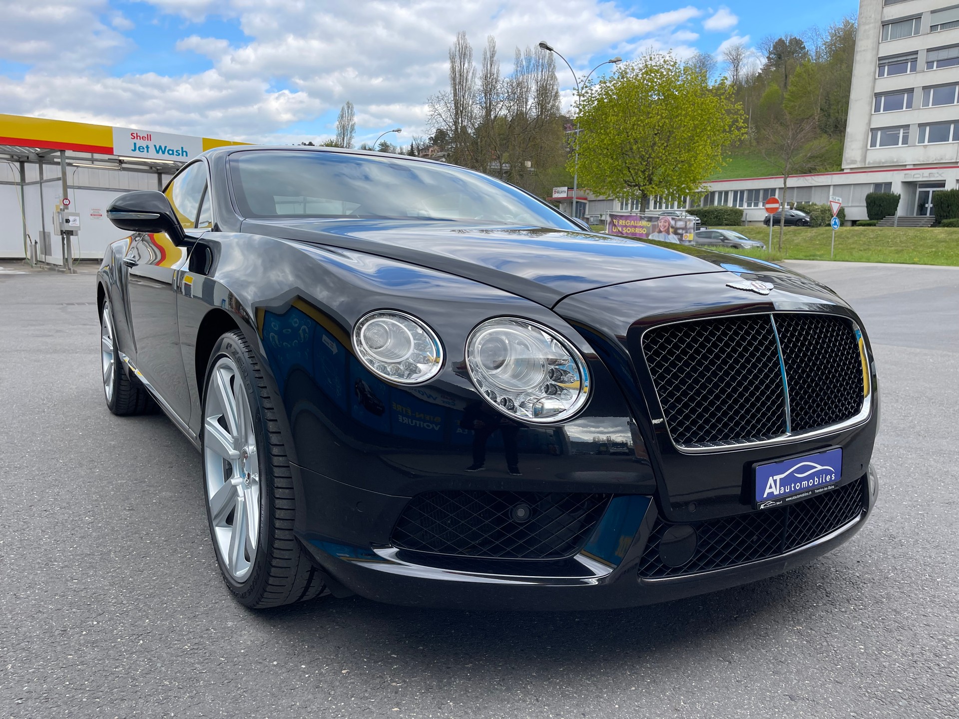 BENTLEY Continental GTC 4.0 V8-image-4