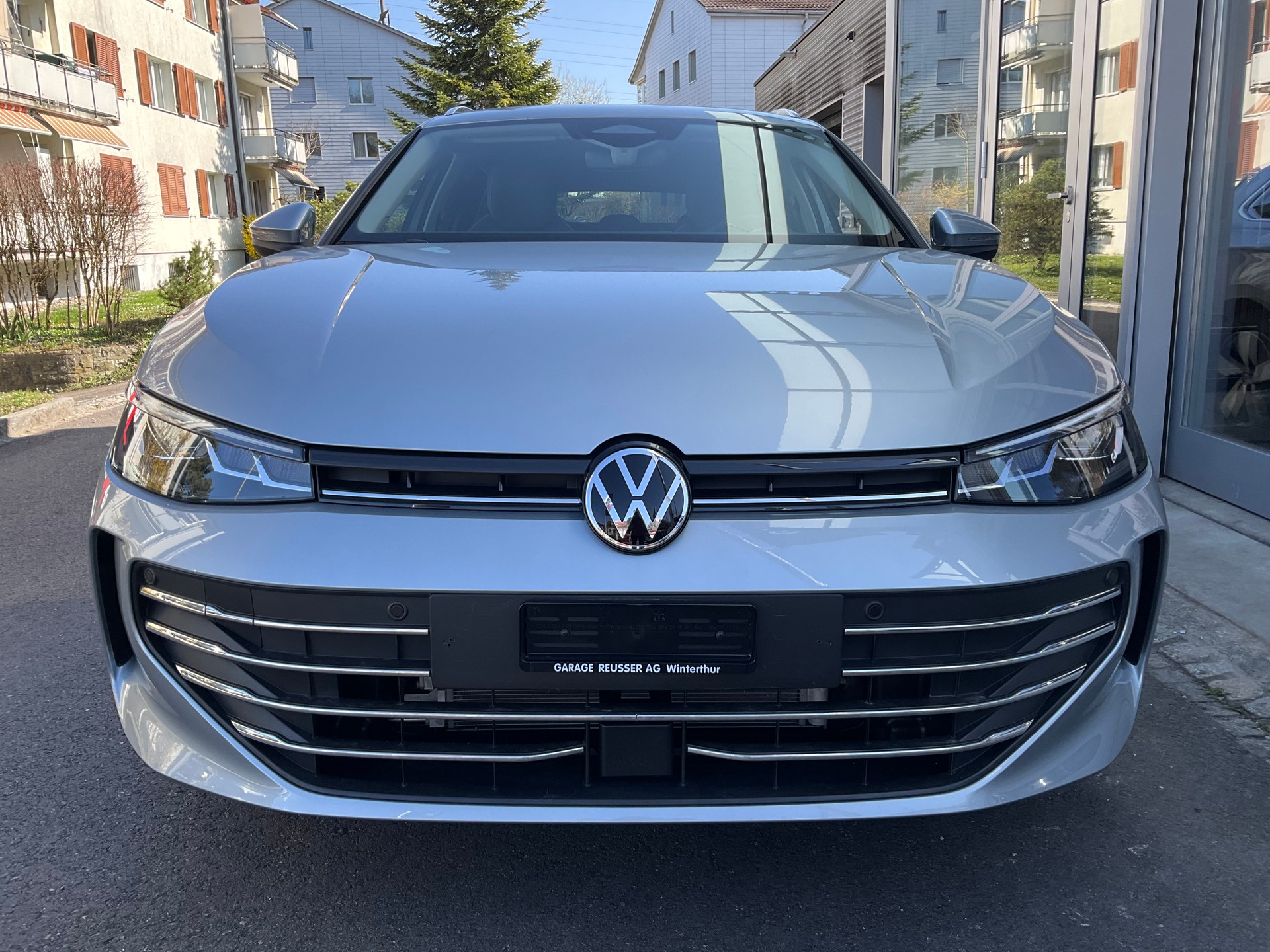 VW PASSAT Variant 1.5 TSI eHybrid 150 kW Business *** 5 JAHRE VW WERKSGARANTIE & ANHÄNGEKUPPLUNG ***-showroom-element-1