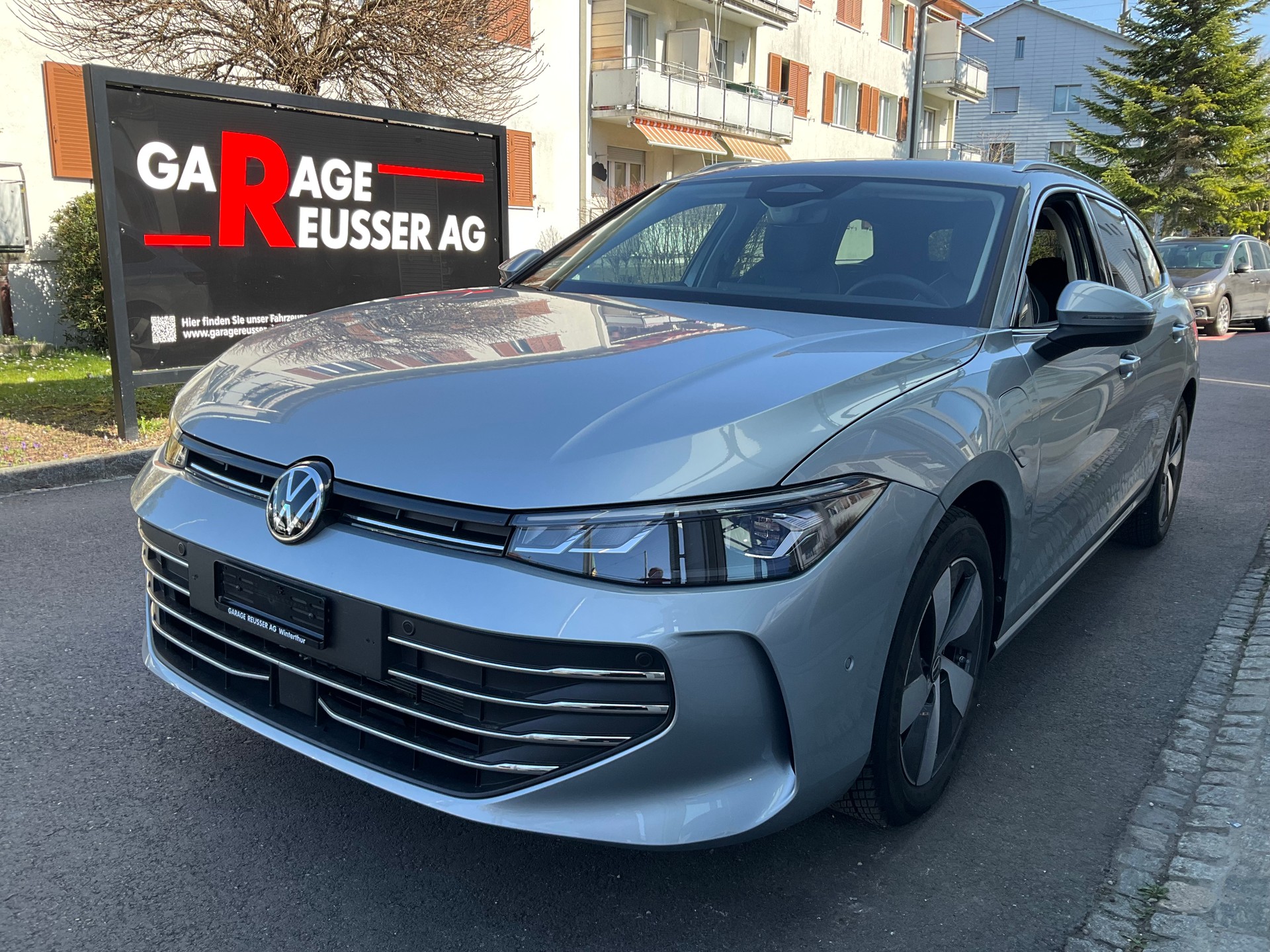 VW PASSAT Variant 1.5 TSI eHybrid 150 kW Business *** 5 JAHRE VW WERKSGARANTIE & ANHÄNGEKUPPLUNG ***