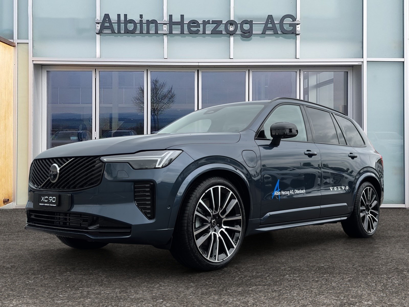 VOLVO XC90 2.0 T8 TE Ultra Dark eAWD