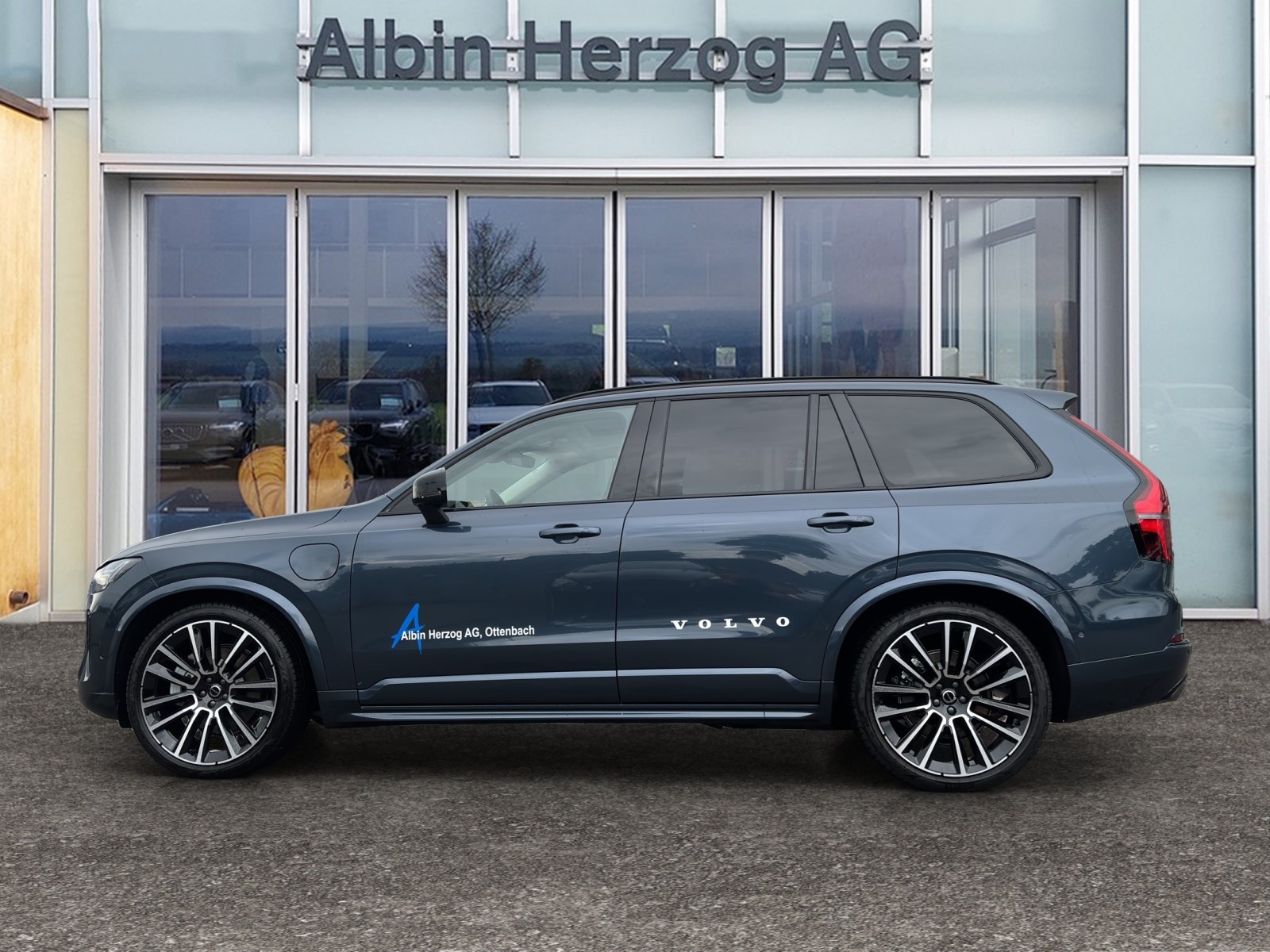 VOLVO XC90 2.0 T8 TE Ultra Dark eAWD-showroom-element-1