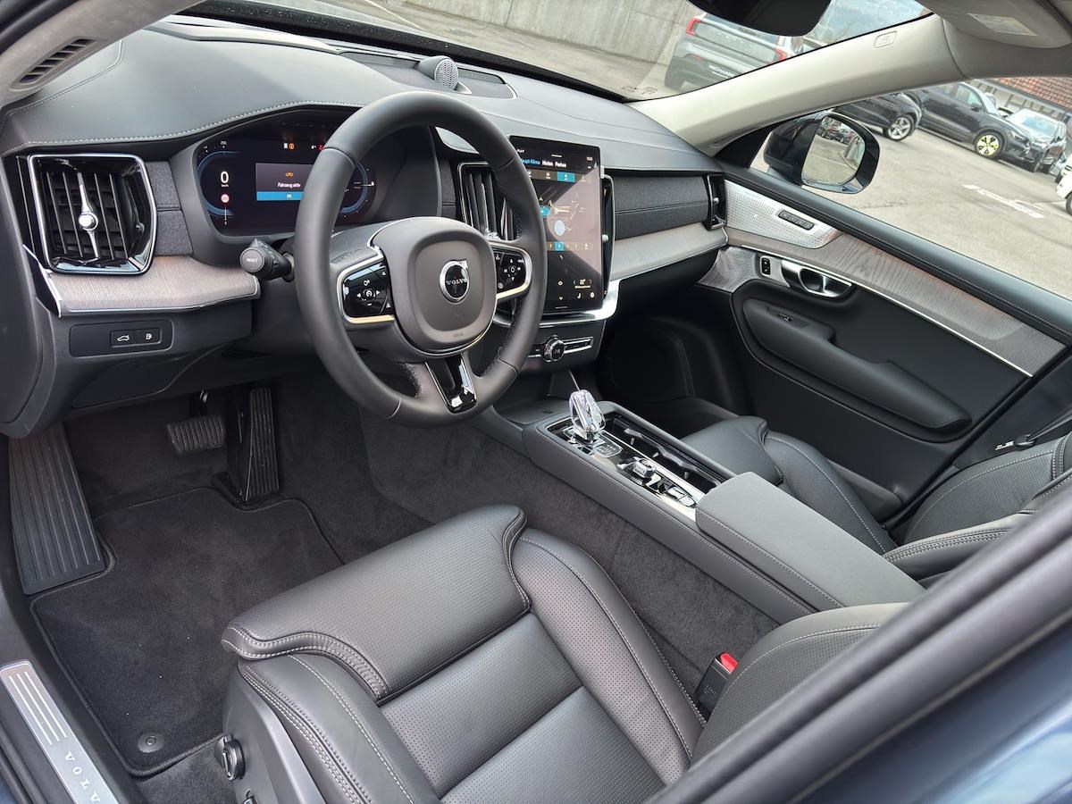 VOLVO XC90 2.0 T8 TE Ultra Dark eAWD-image-9