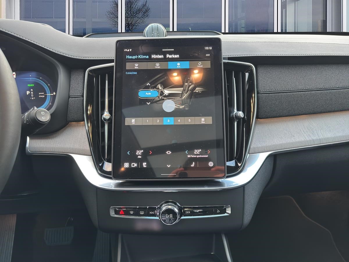 VOLVO XC90 2.0 T8 TE Ultra Dark eAWD-image-12