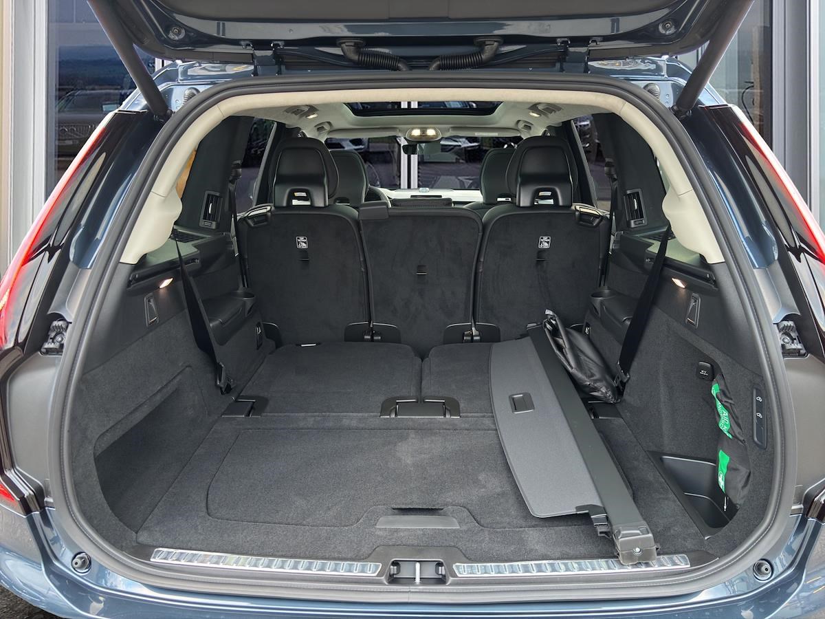 VOLVO XC90 2.0 T8 TE Ultra Dark eAWD-image-6