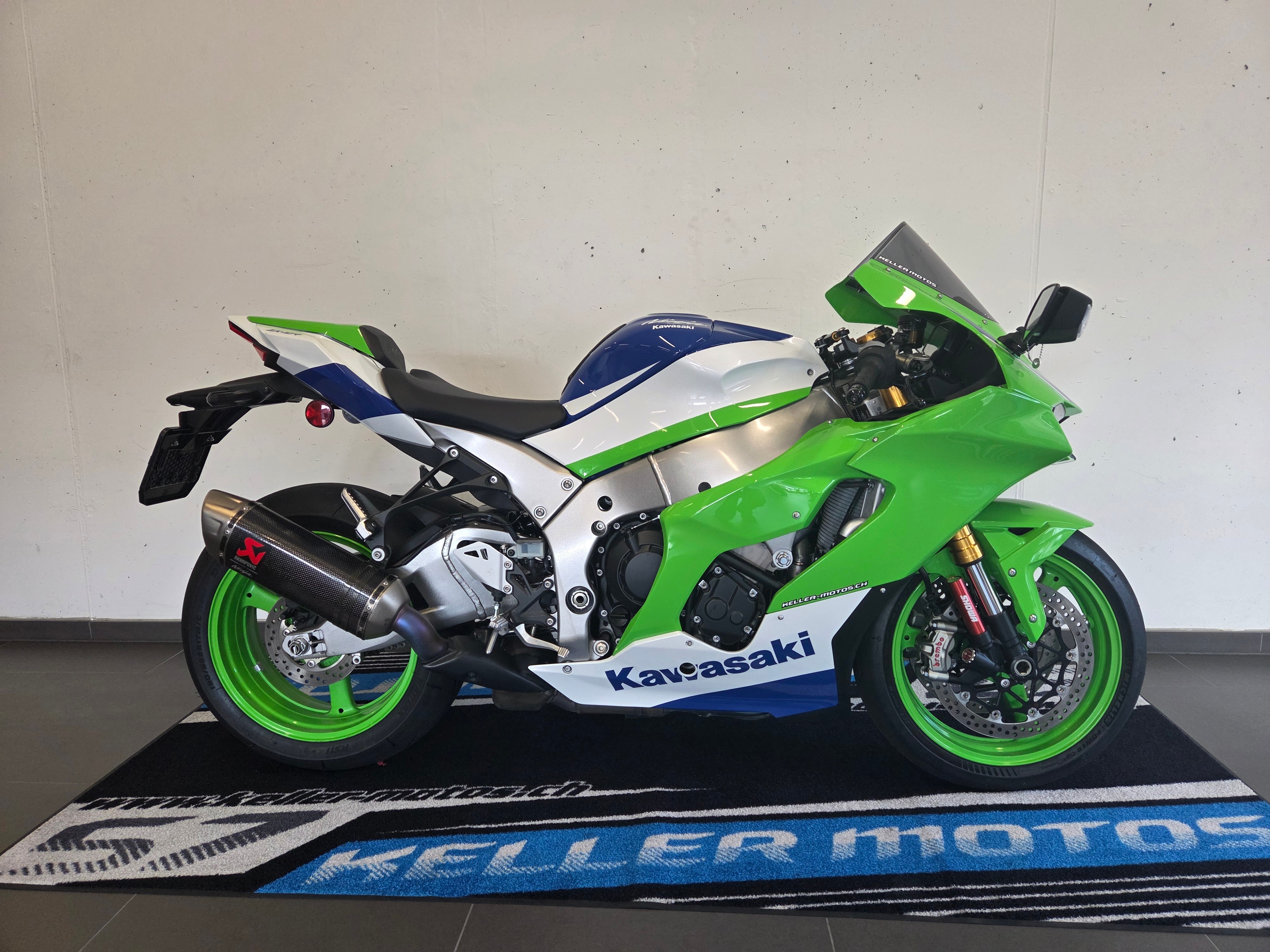 ⭐︎Y&L.K⭐︎ KAWASAKI NINJA ZX-10R Performance 40Jahre Edition Kaufen