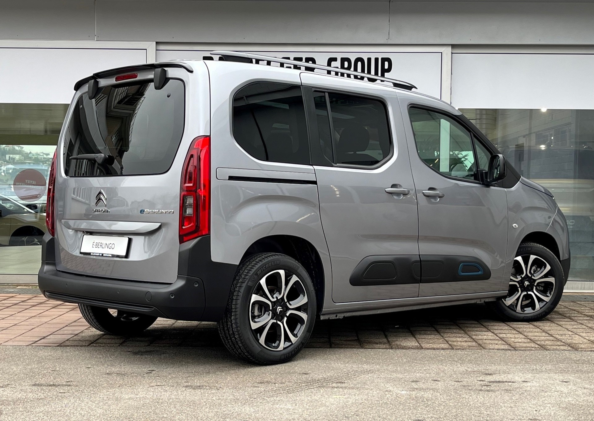 CITROEN e-Berlingo Shine-image-2