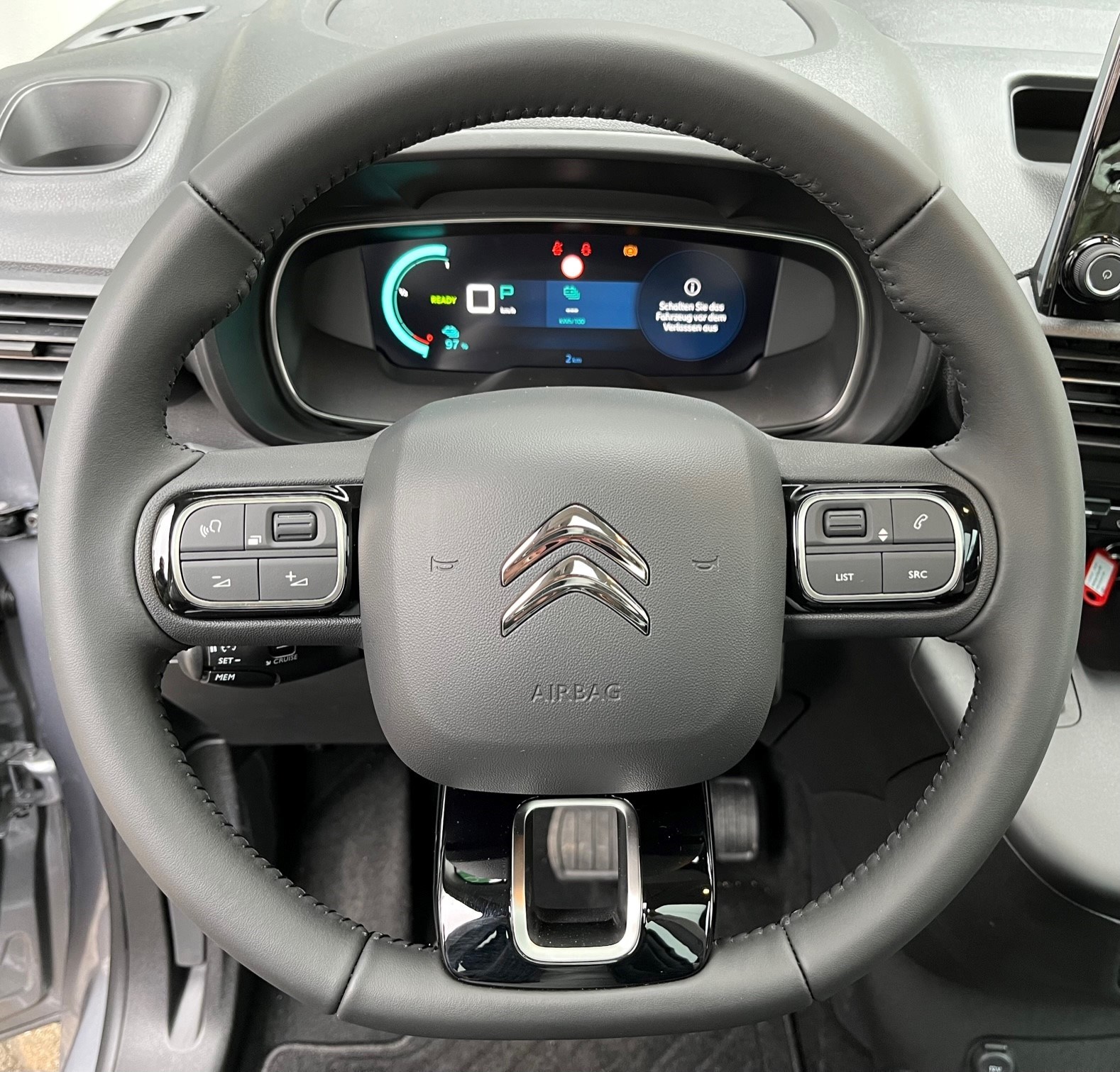 CITROEN e-Berlingo Shine-image-6