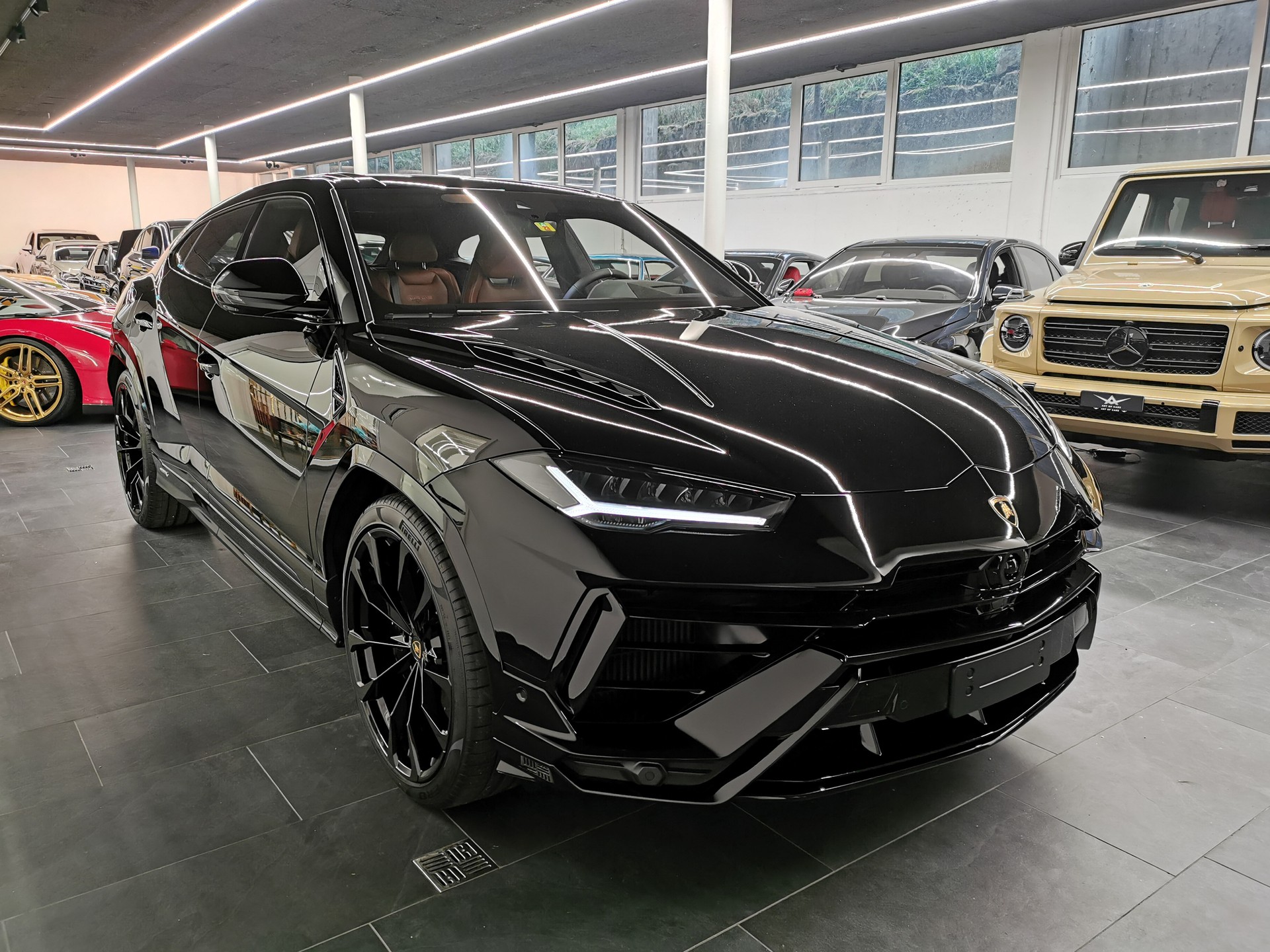 LAMBORGHINI S Urus S Performance Facelift CH-AUTO neueste Generation 666 PS Leasing ab 3.99%🇨🇭