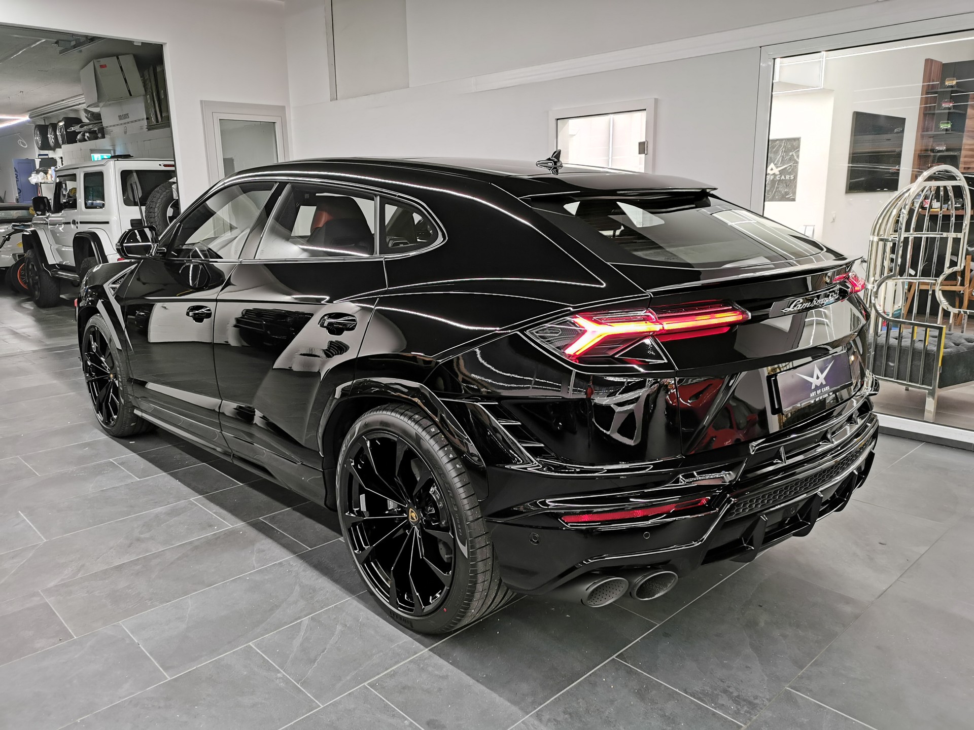 LAMBORGHINI S Urus S Performance Facelift CH-AUTO neueste Generation 666 PS Leasing ab 3.99%🇨đź‡-image-4