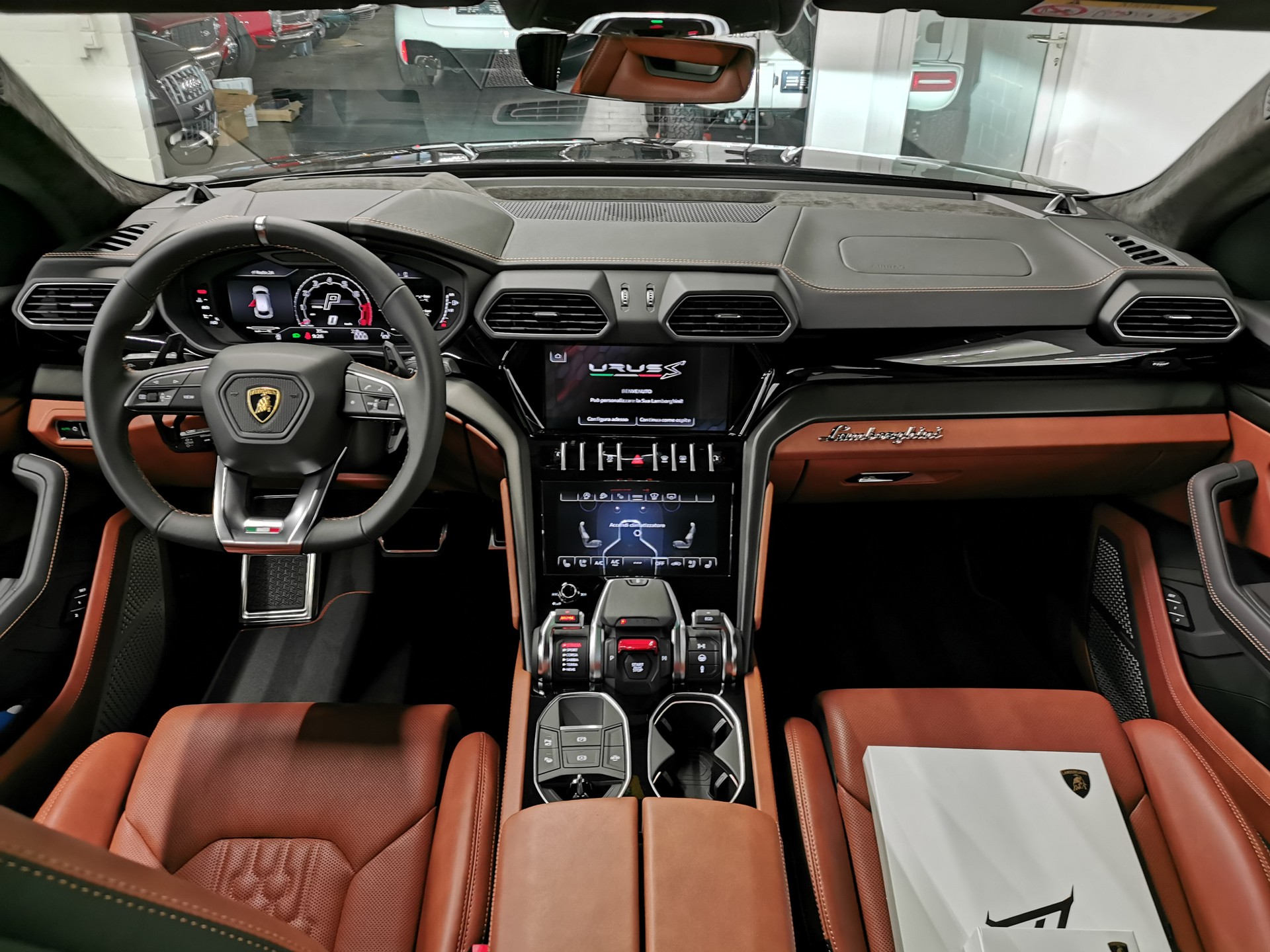 LAMBORGHINI S Urus S Performance Facelift CH-AUTO neueste Generation 666 PS Leasing ab 3.99%🇨đź‡-image-12