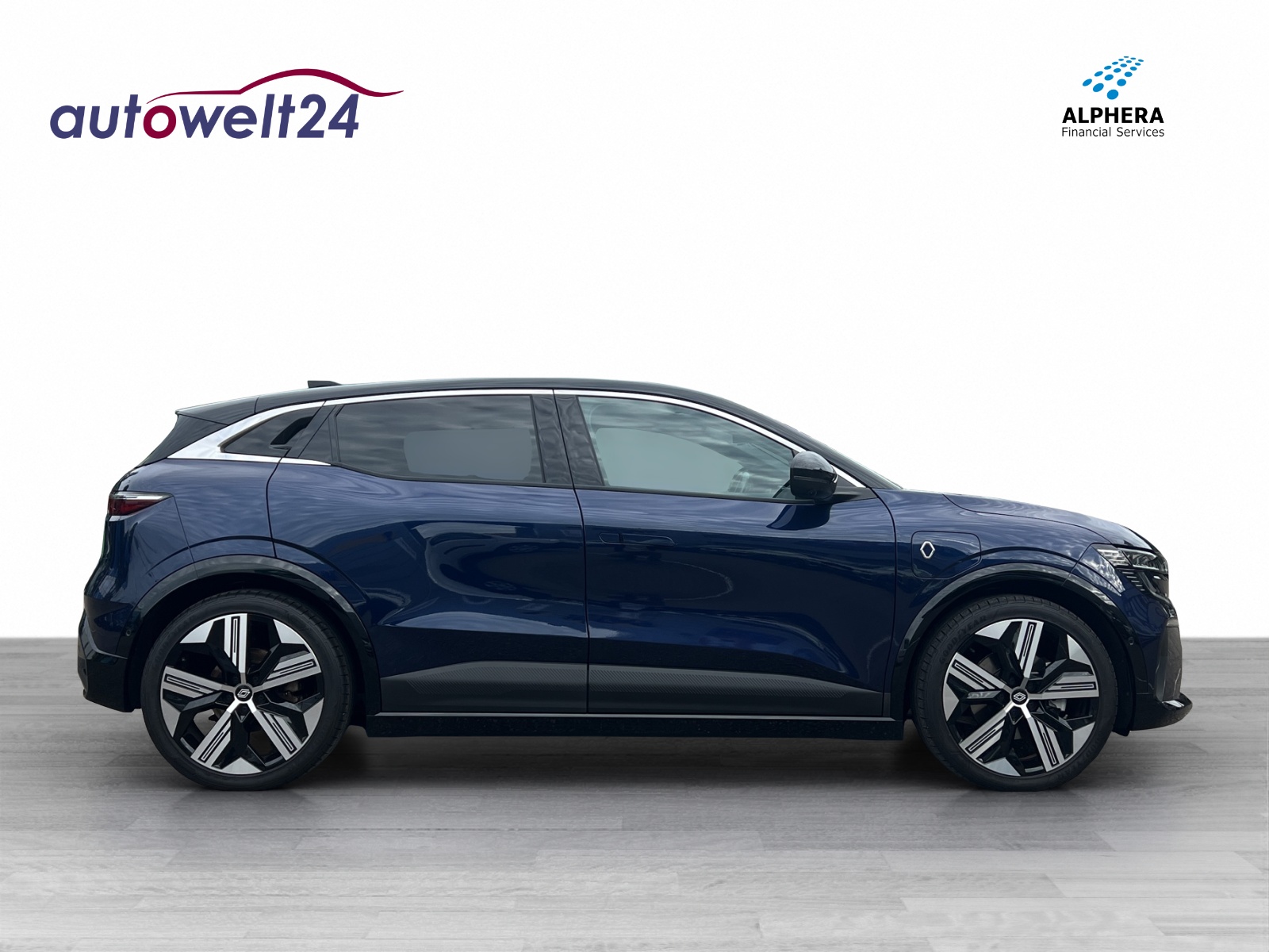 RENAULT Mégane E-TECH EV60 Iconic-showroom-element-3