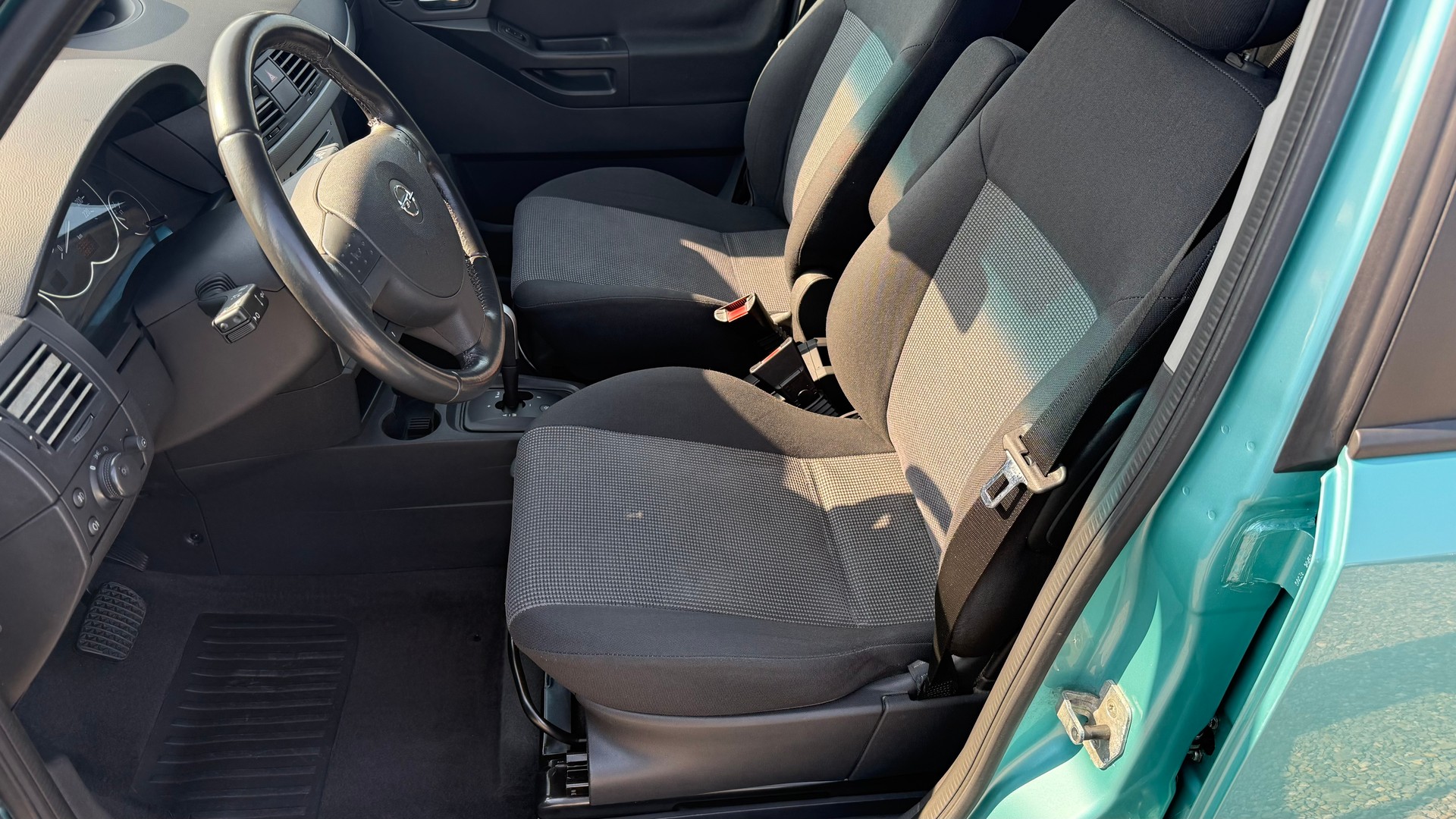 OPEL Meriva 1.6i 16V Cosmo-showroom-element-3