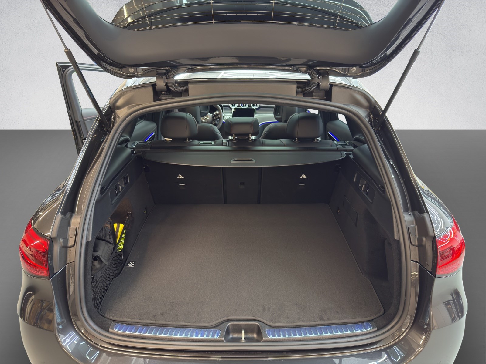 MERCEDES-BENZ GLC 43 AMG 4Matic Executive Edition-image-7