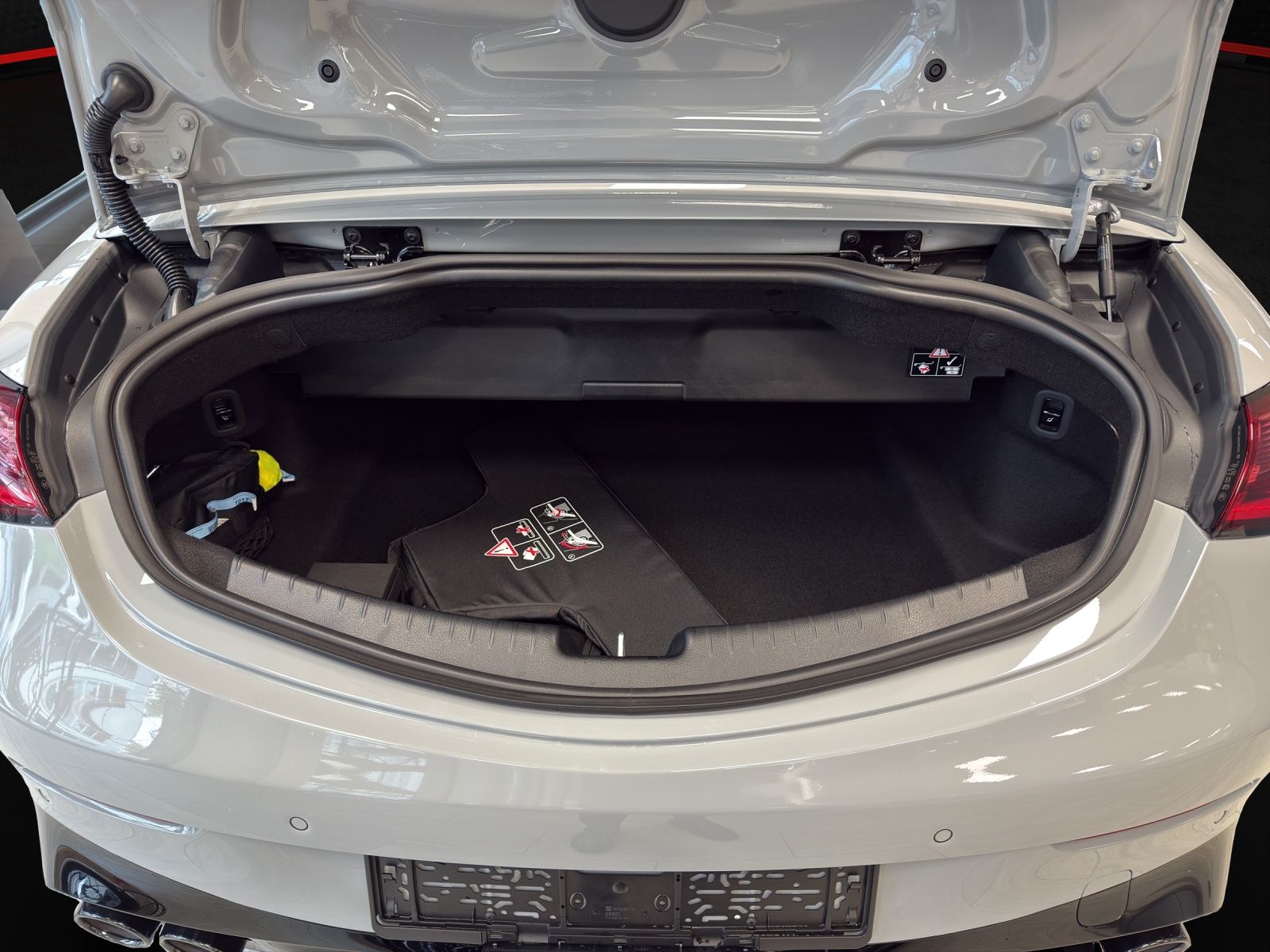 Image MERCEDES-BENZ CLE-53-AMG CLE AMG 53 Cabrio 4Matic+ 9G-Tronic