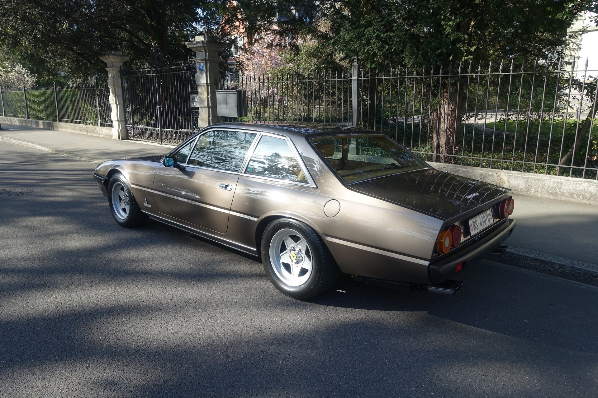 FERRARI 400 Automatica-image-1