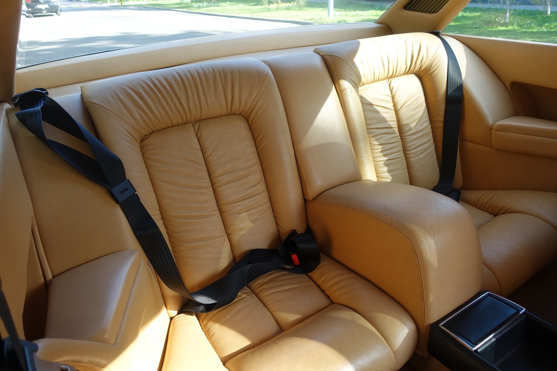 FERRARI 400 Automatica-image-6