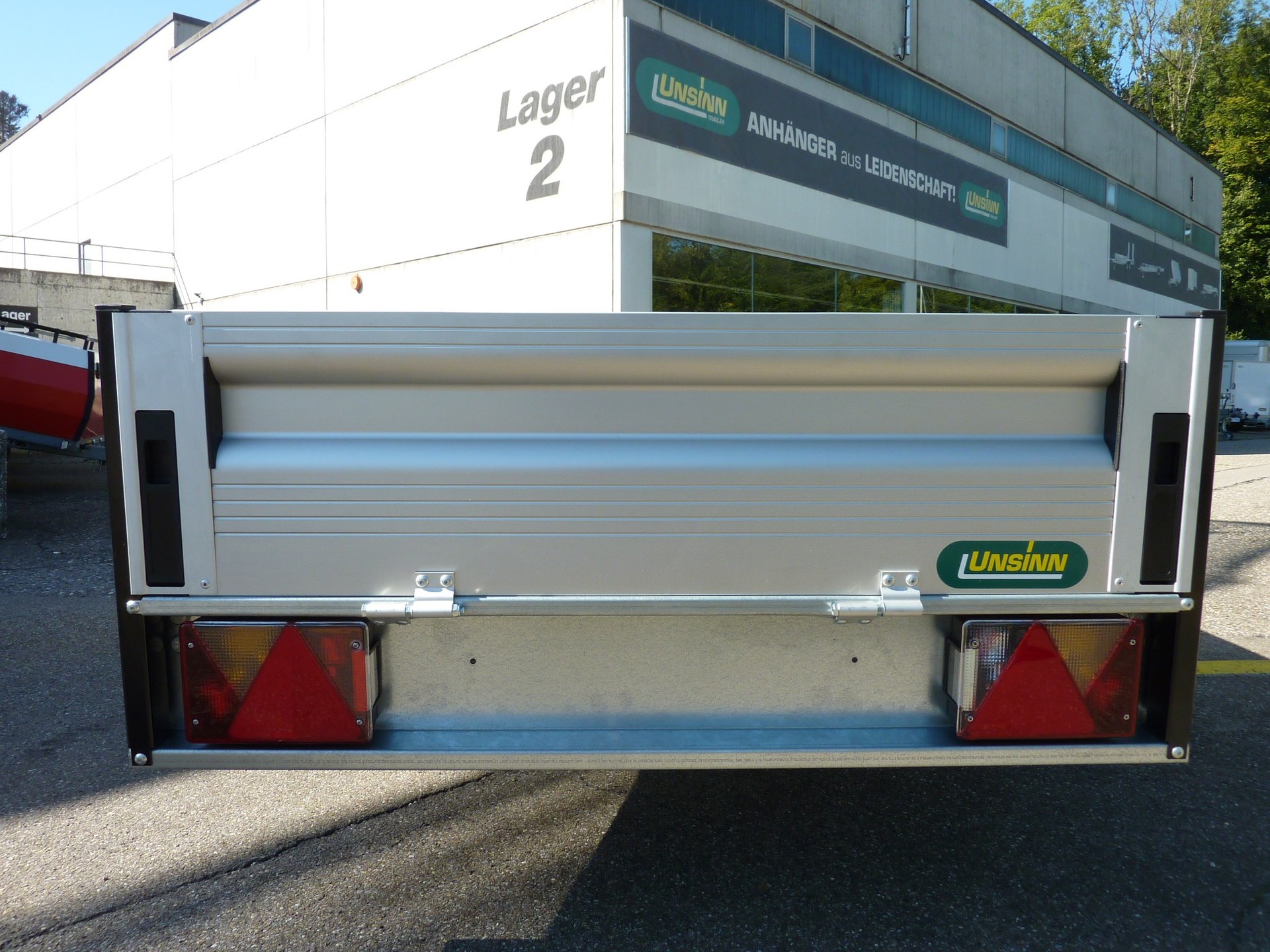 UNSINN Kastenanhänger Tieflader WEB T 2111-7-13 750kg ungebremst MFK-befreit-showroom-element-3