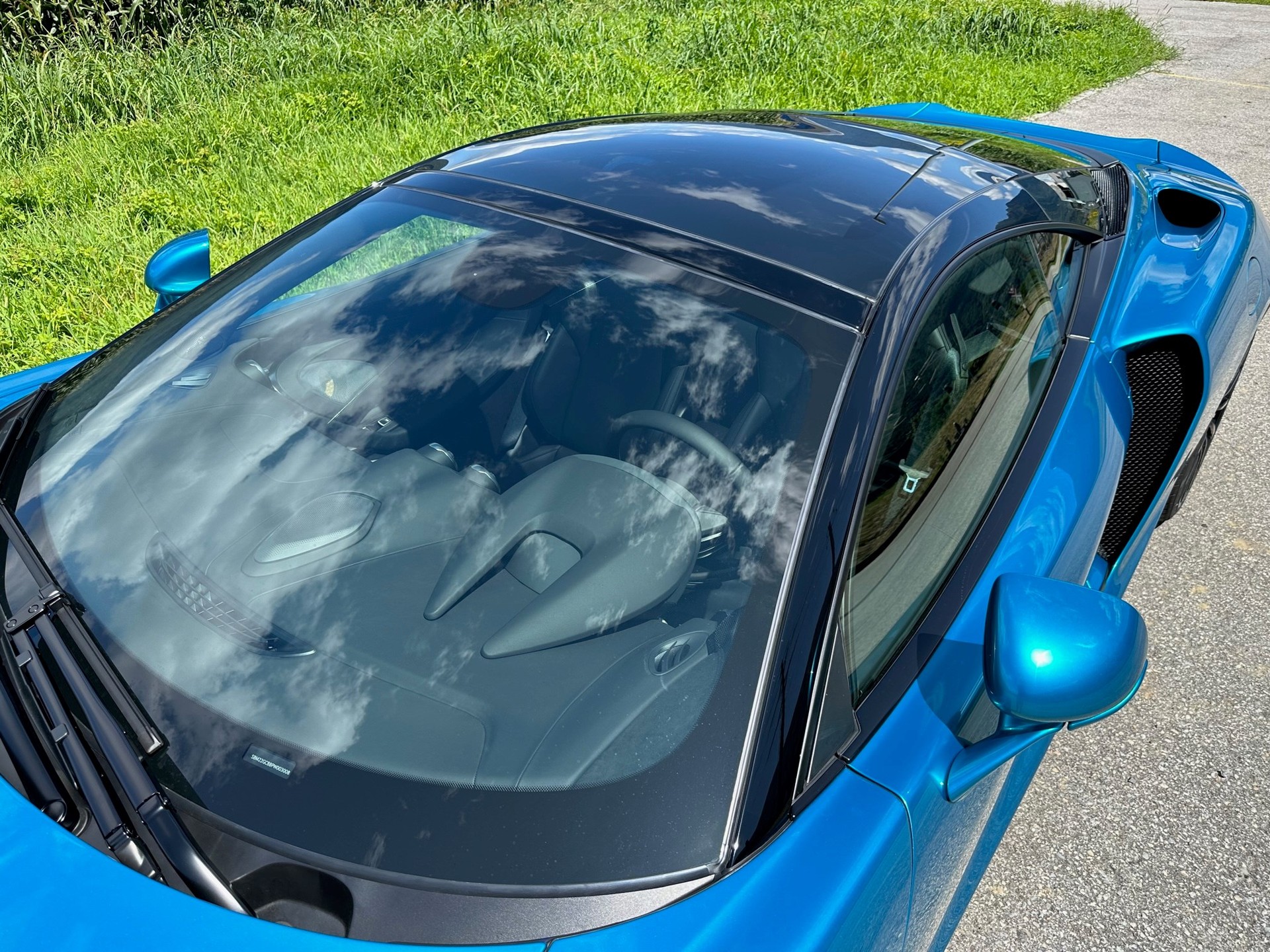McLAREN GT-image-13