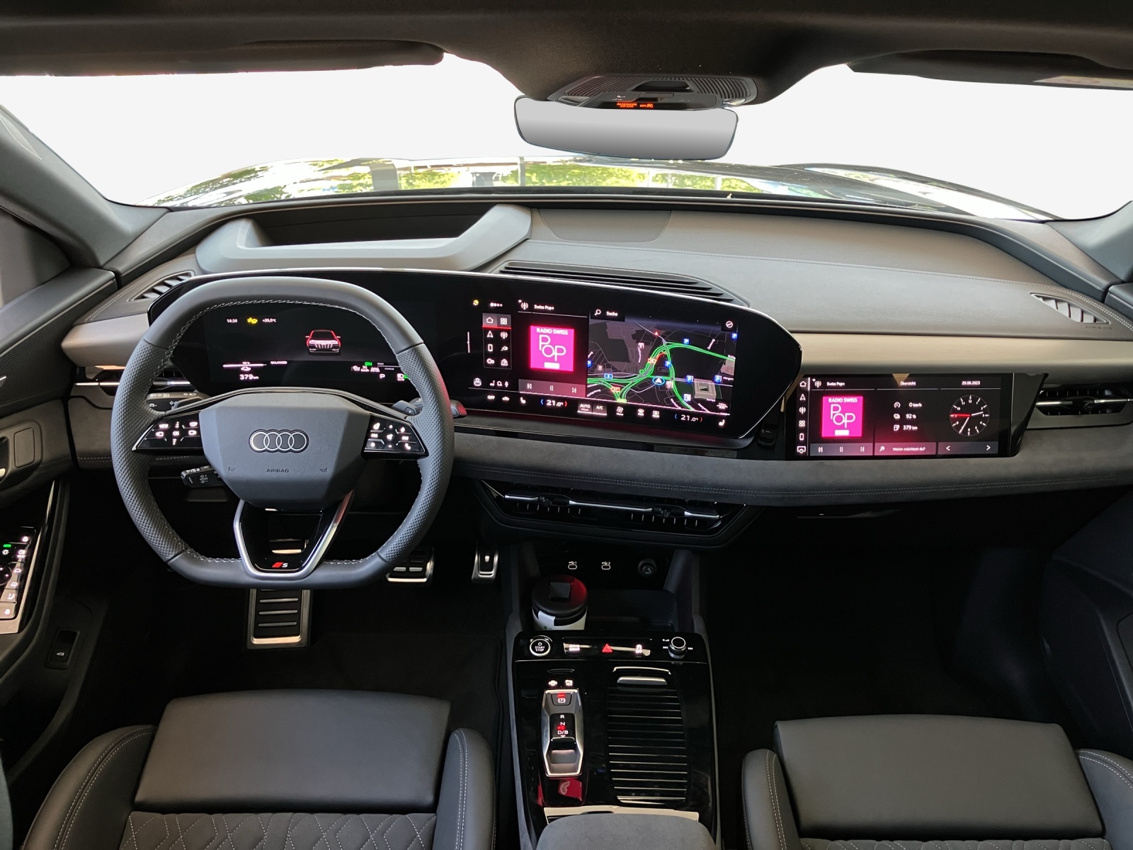 AUDI Q6 Sportback e-tron quattro-image-8