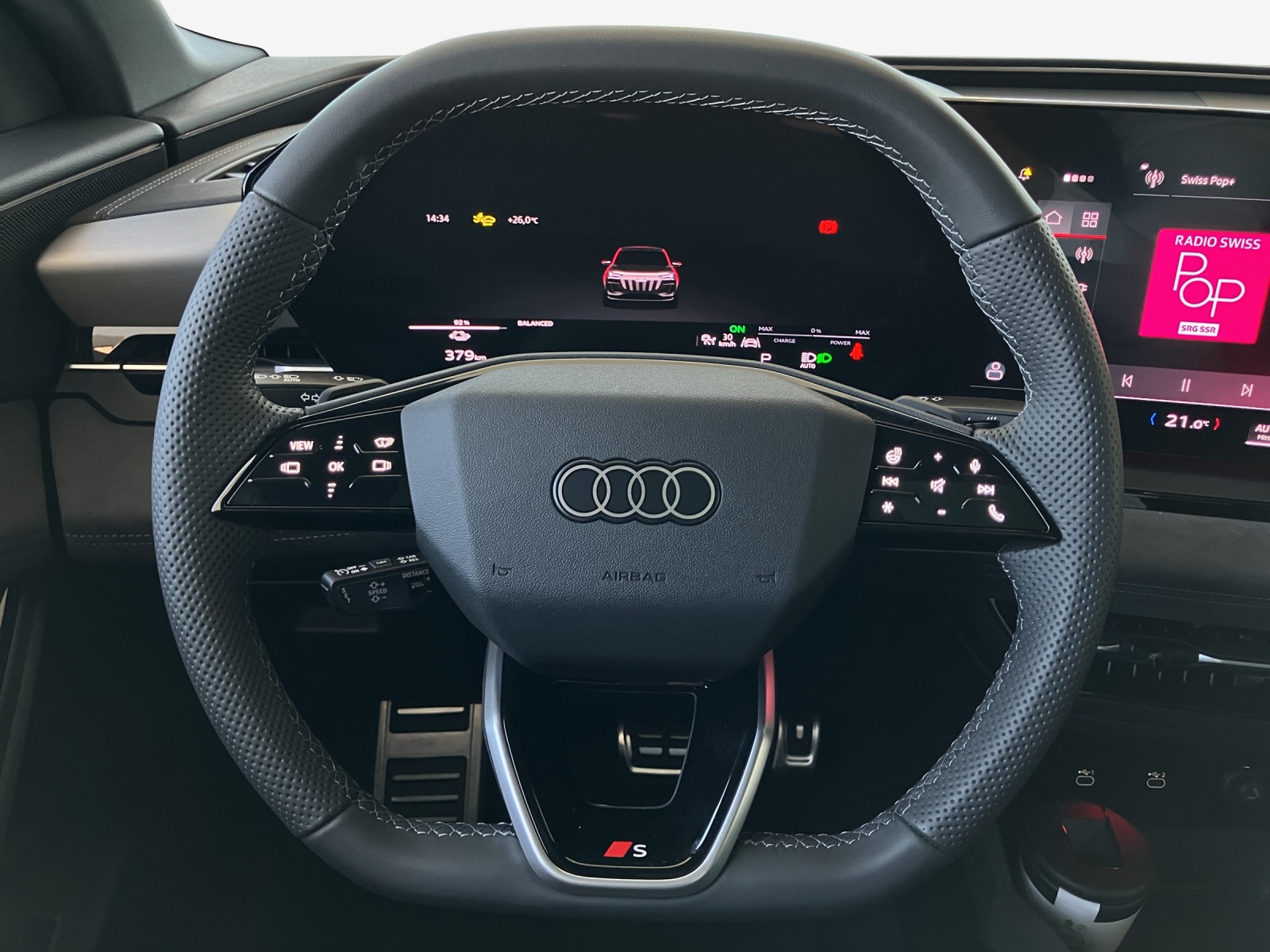 AUDI Q6 Sportback e-tron quattro-image-9