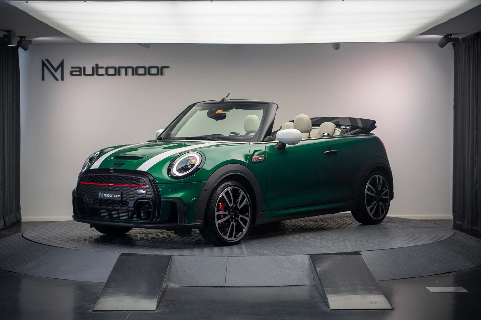 MINI Mini Cooper John Mini Cooper Works Cabriolet *Schaltgetriebe* *British Racing Green* *HuD*