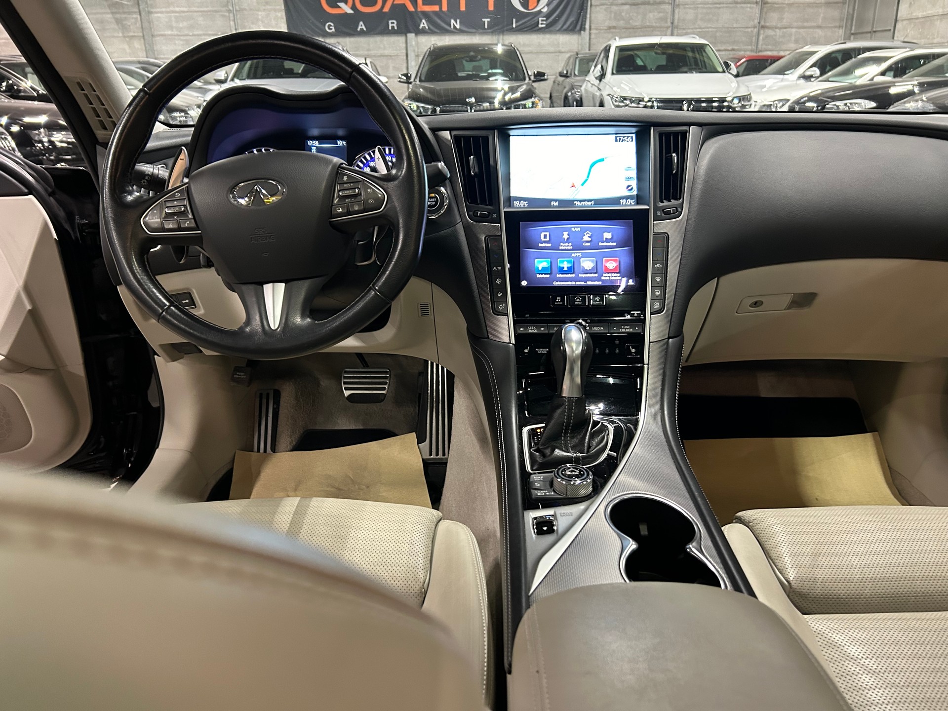 INFINITI Q50S 35h AWD Automatic-image-12