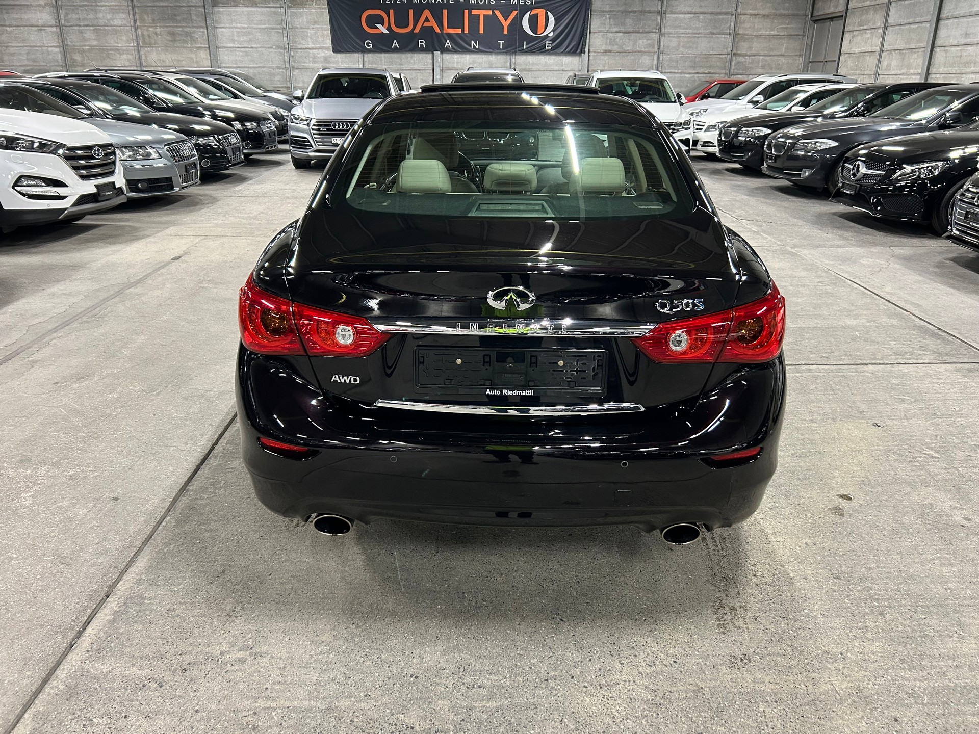 INFINITI Q50S 35h AWD Automatic-image-4