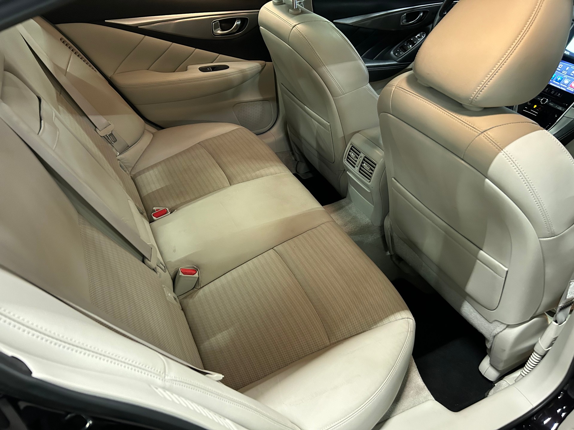 INFINITI Q50S 35h AWD Automatic-image-16