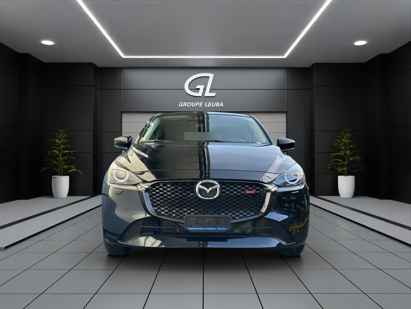 MAZDA 2 G 90 Homura-showroom-element-1