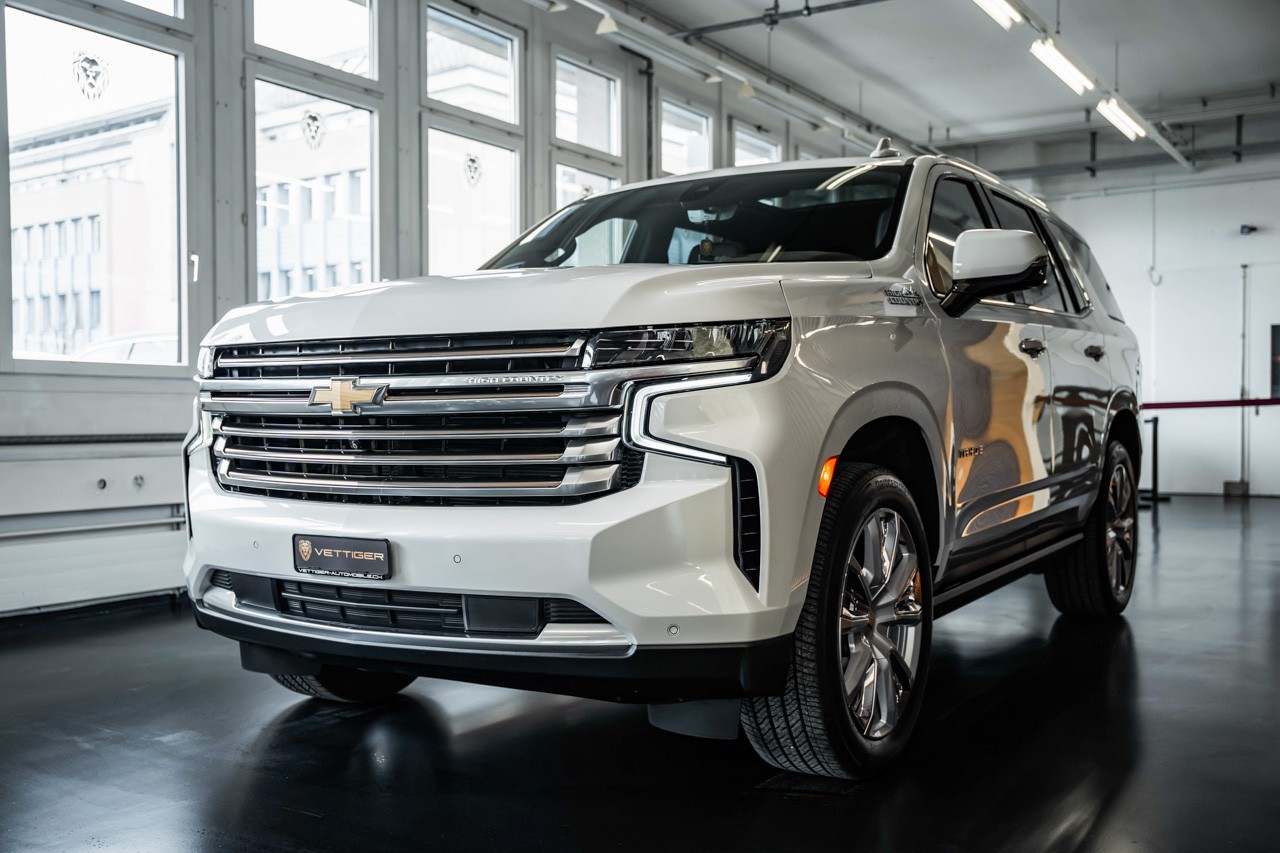 CHEVROLET TAHOE High Country 6.2 AWD-showroom-element-2