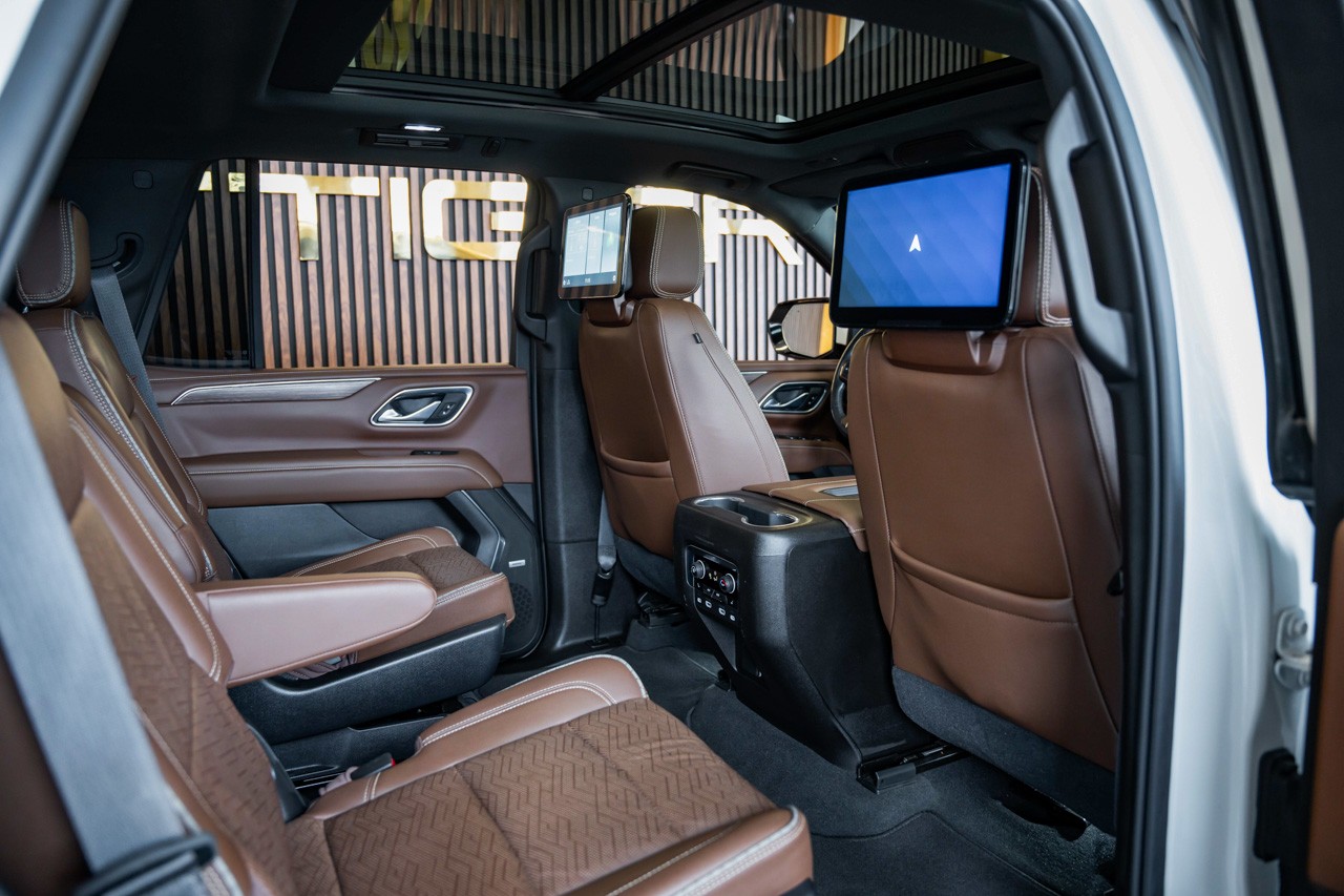 CHEVROLET TAHOE High Country 6.2 AWD-image-17