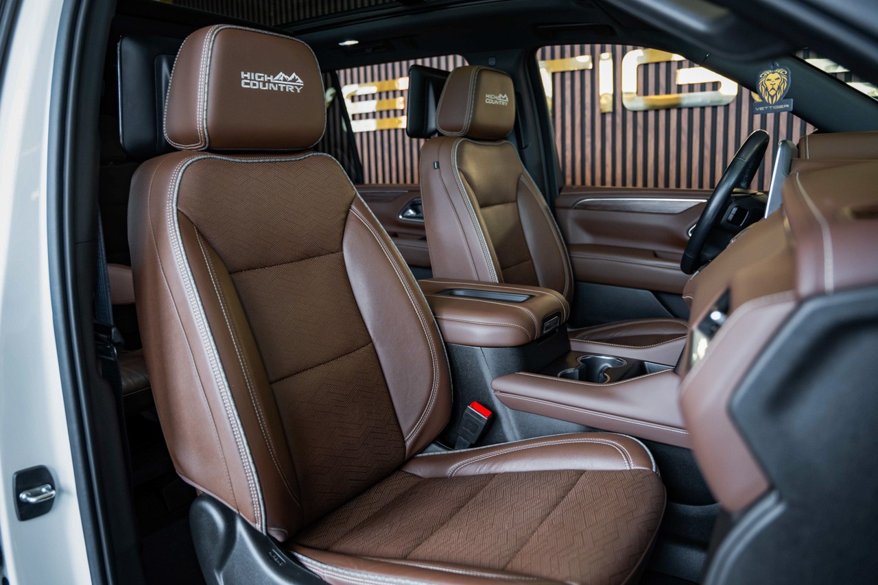 CHEVROLET TAHOE High Country 6.2 AWD-image-14