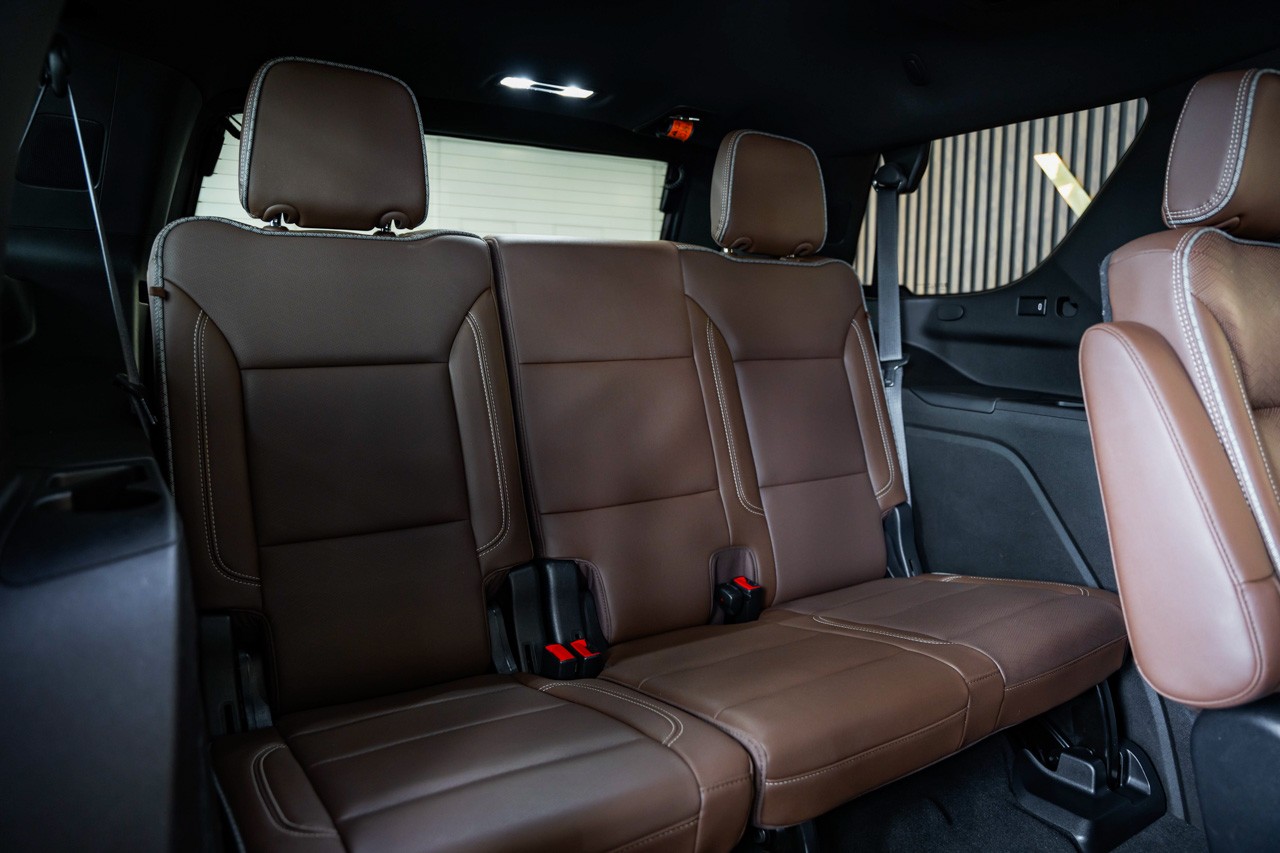 CHEVROLET TAHOE High Country 6.2 AWD-image-18