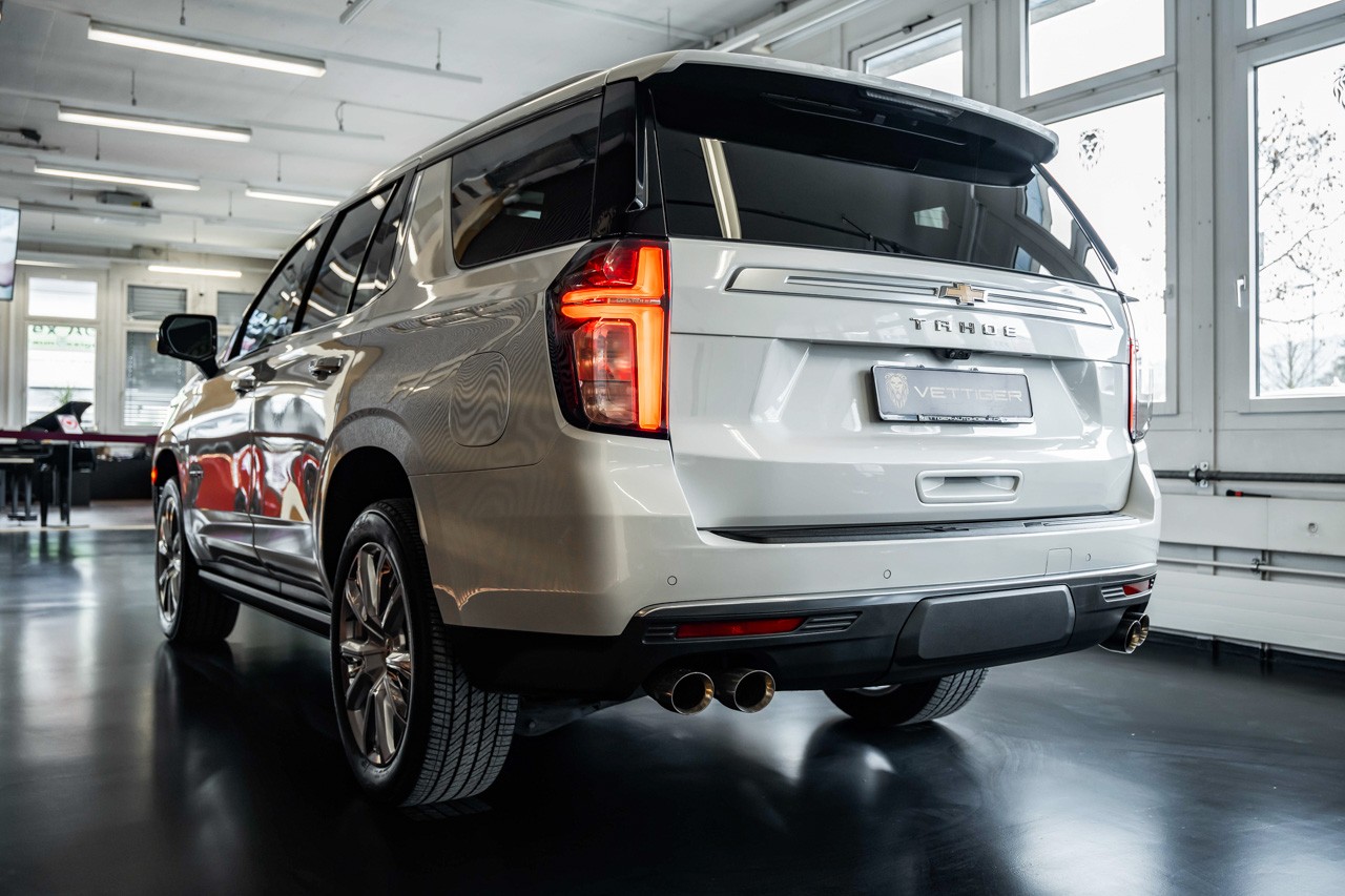 CHEVROLET TAHOE High Country 6.2 AWD-showroom-element-3