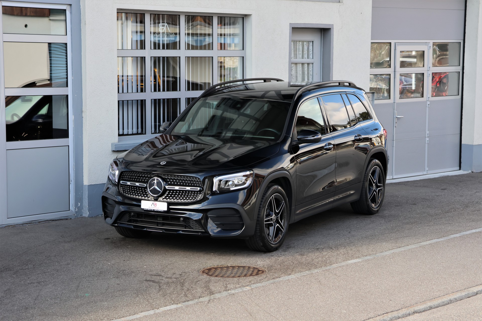 MERCEDES-BENZ GLB 200 4Matic AMG Line 8G-Tronic (CH) MSI+
